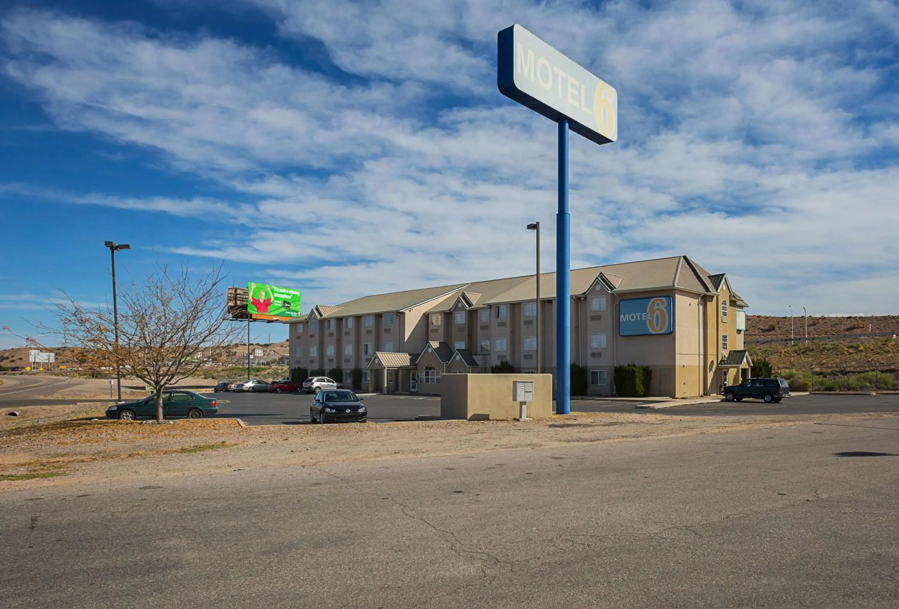 Property building in Motel 6-Bernalillo, NM