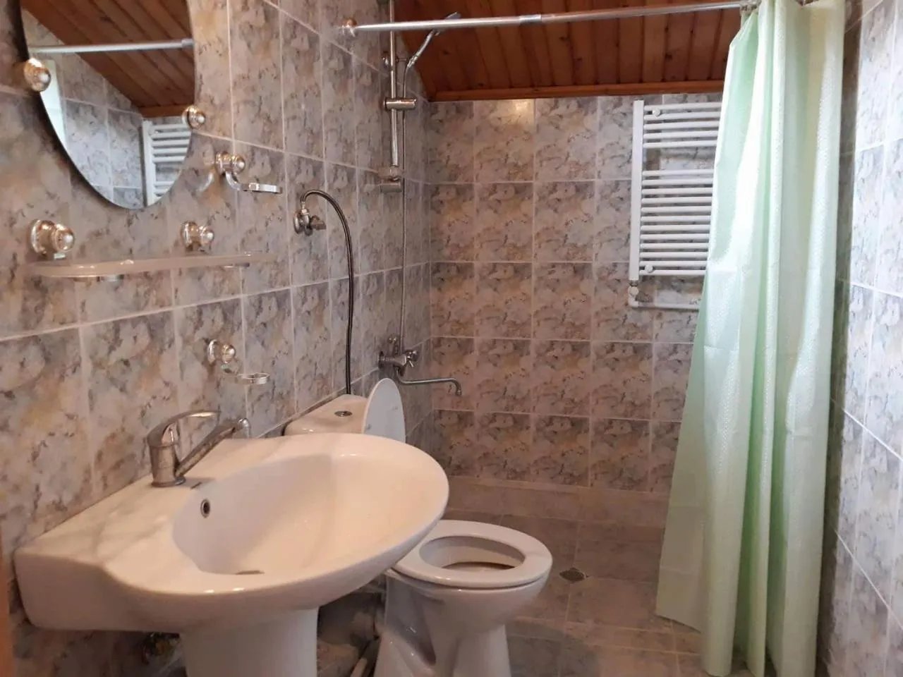 Shower in Safari House Tbilisi Wine & Family Hotel