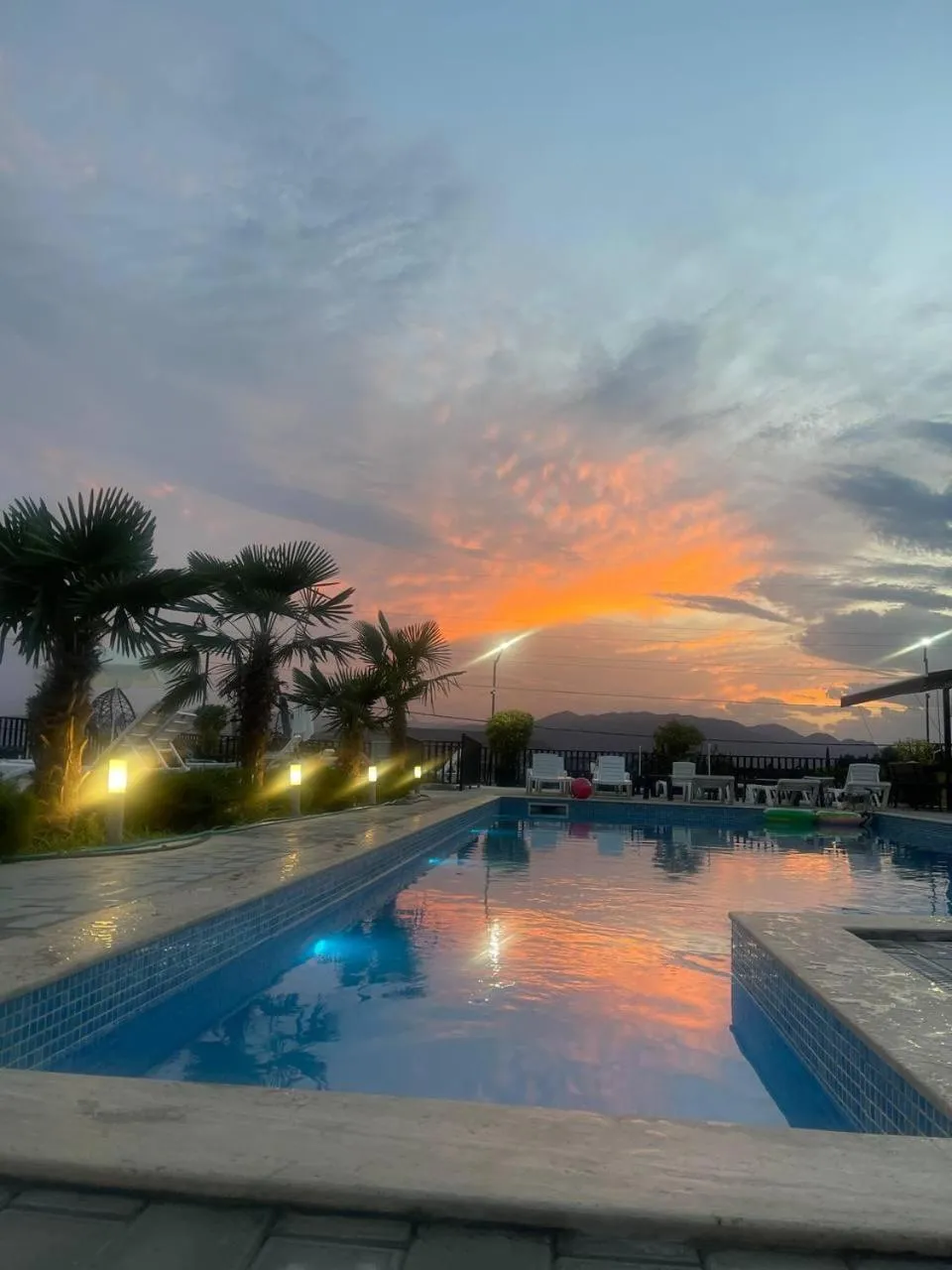 Safari House Tbilisi Wine & Family Hotel