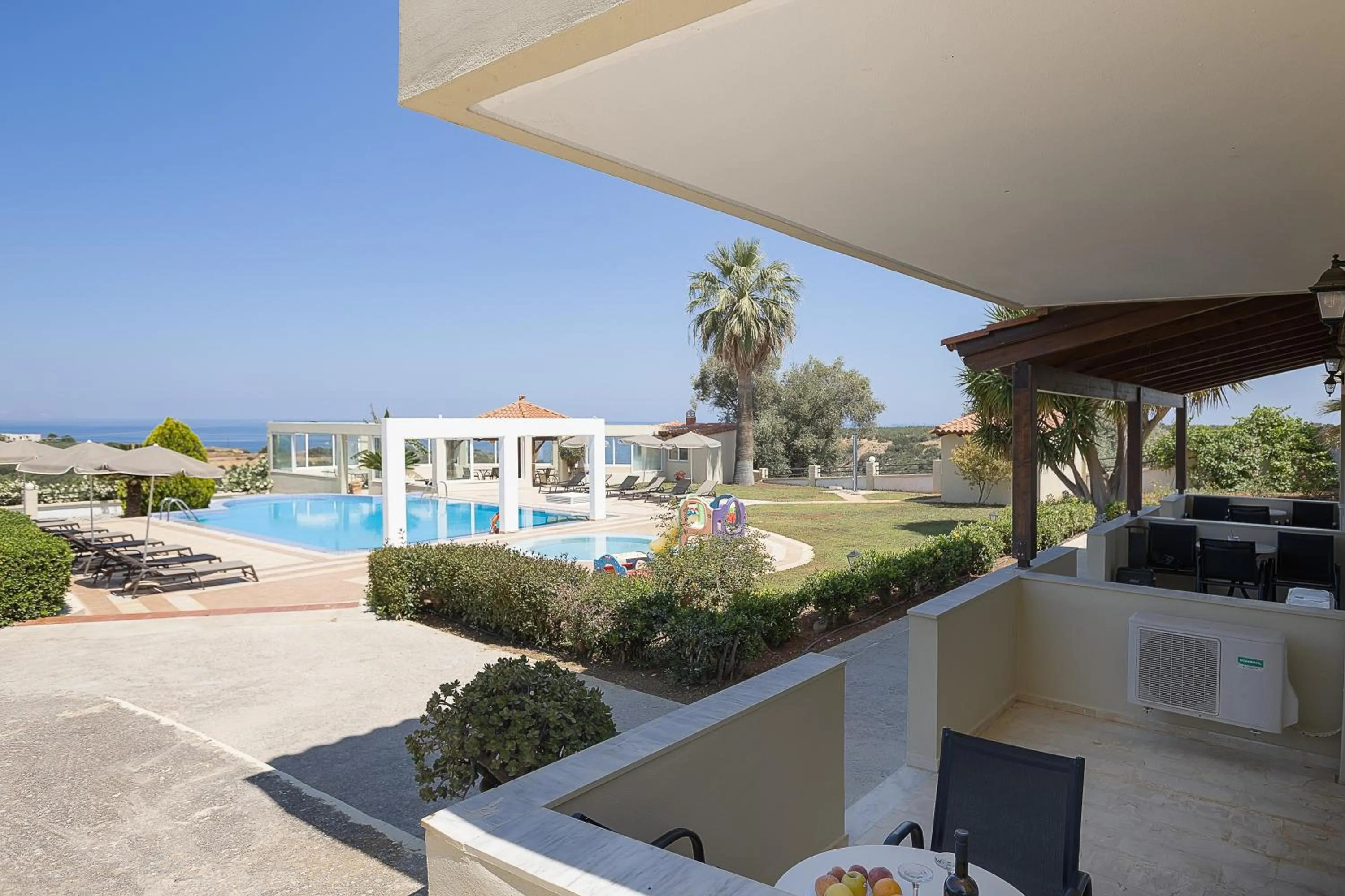 Patio in Lofos Panorama Apartments