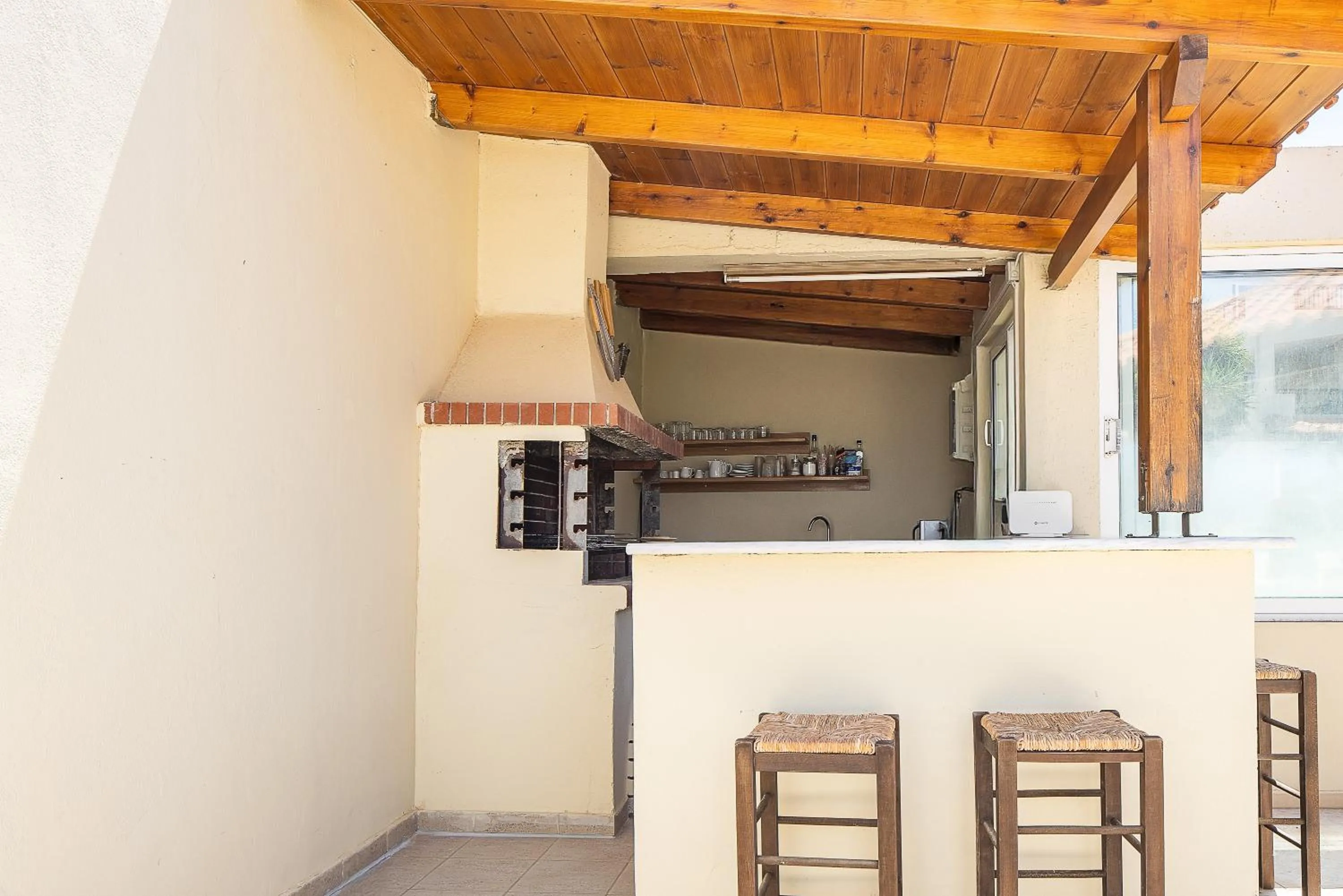 BBQ facilities in Lofos Panorama Apartments