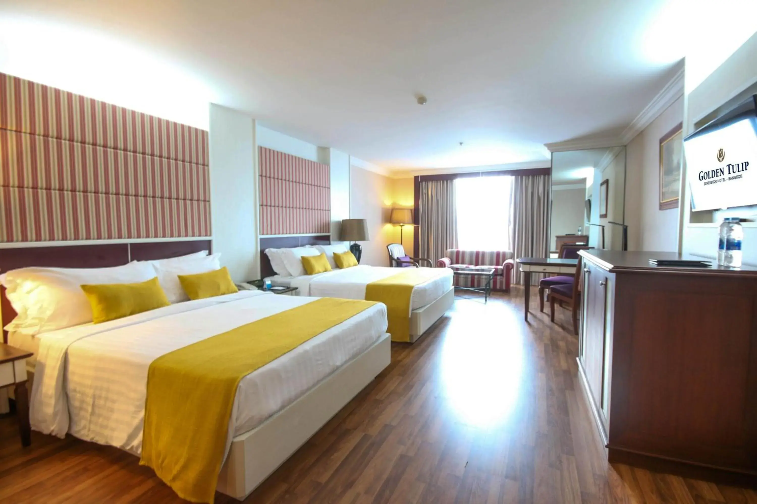 Bed in Golden Tulip Sovereign Hotel Bangkok Bed in Golden Tulip Sovereign Hotel Bangkok