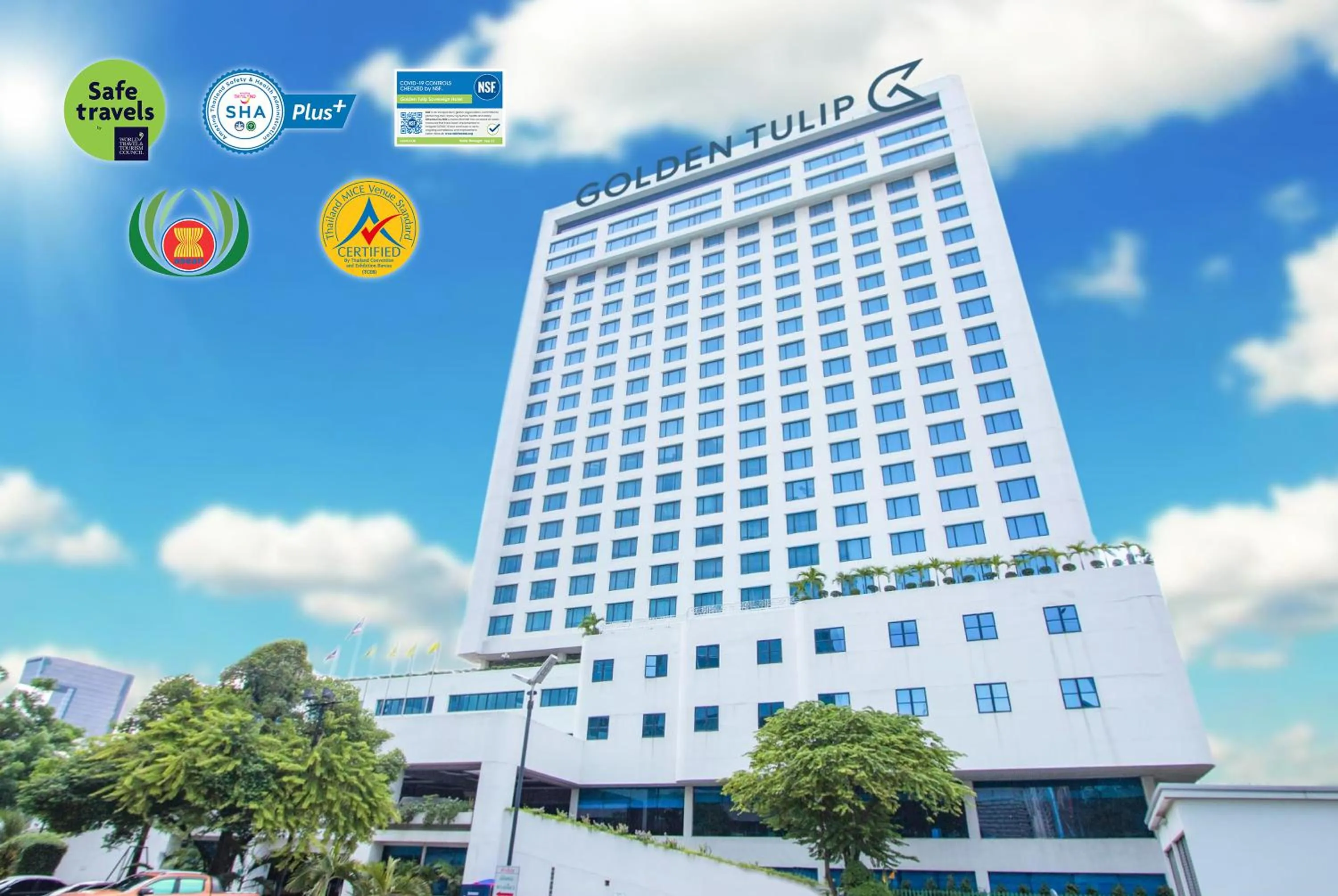 Property building in Golden Tulip Sovereign Hotel Bangkok
