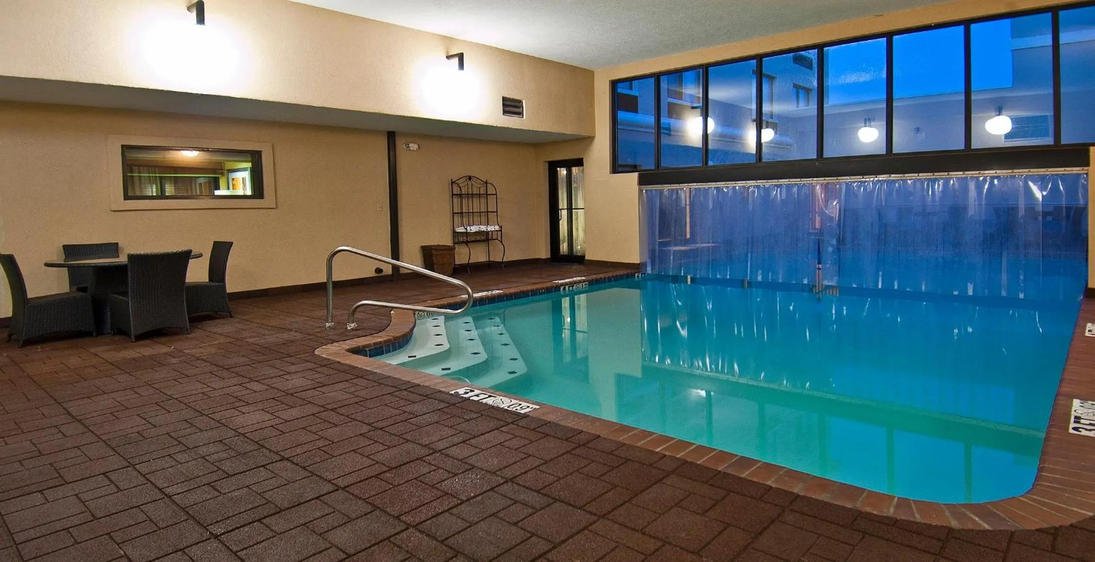 Swimming pool in Holiday Inn Vicksburg by IHG