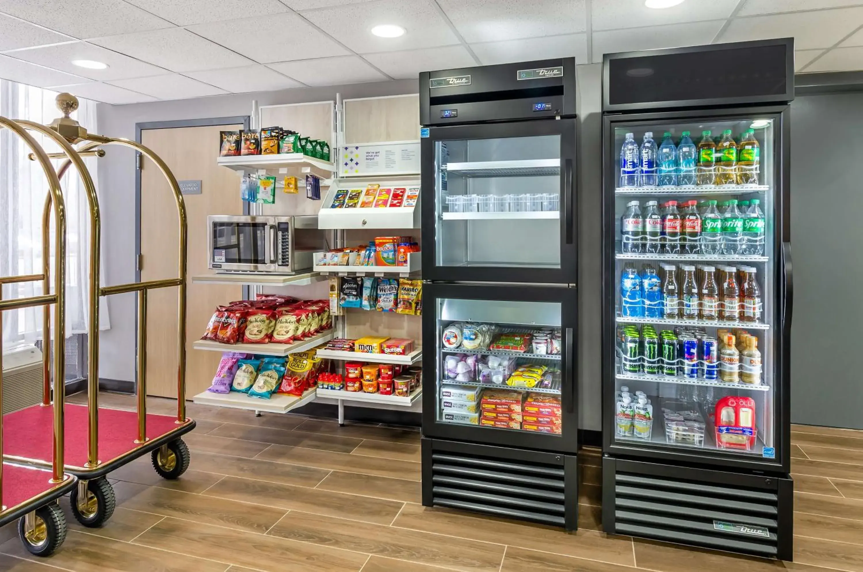 Restaurant/places to eat in Spark By Hilton Roanoke Airport Restaurant/places to eat in Spark By Hilton Roanoke Airport