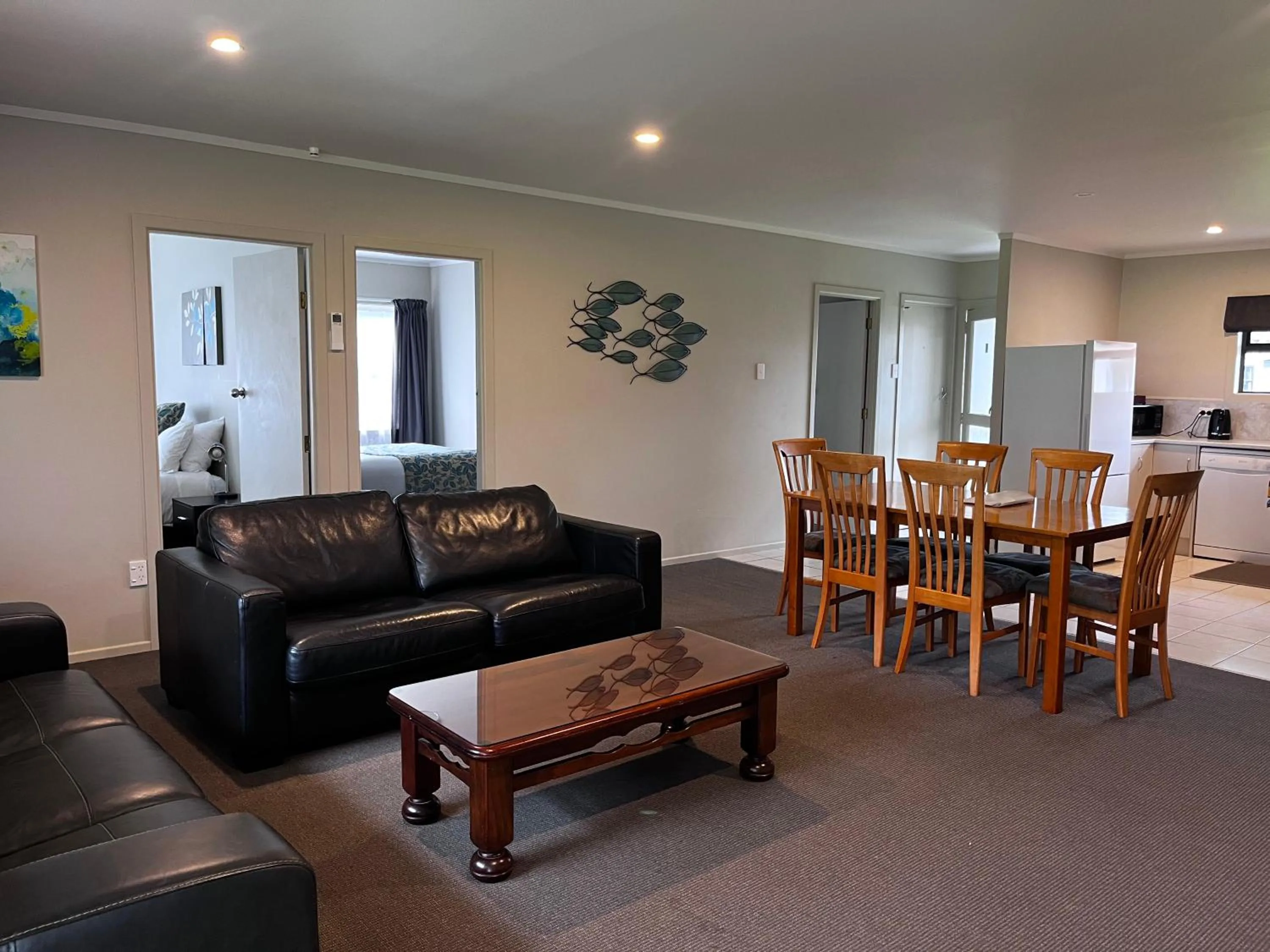 Living room in Comfort Inn Sunset