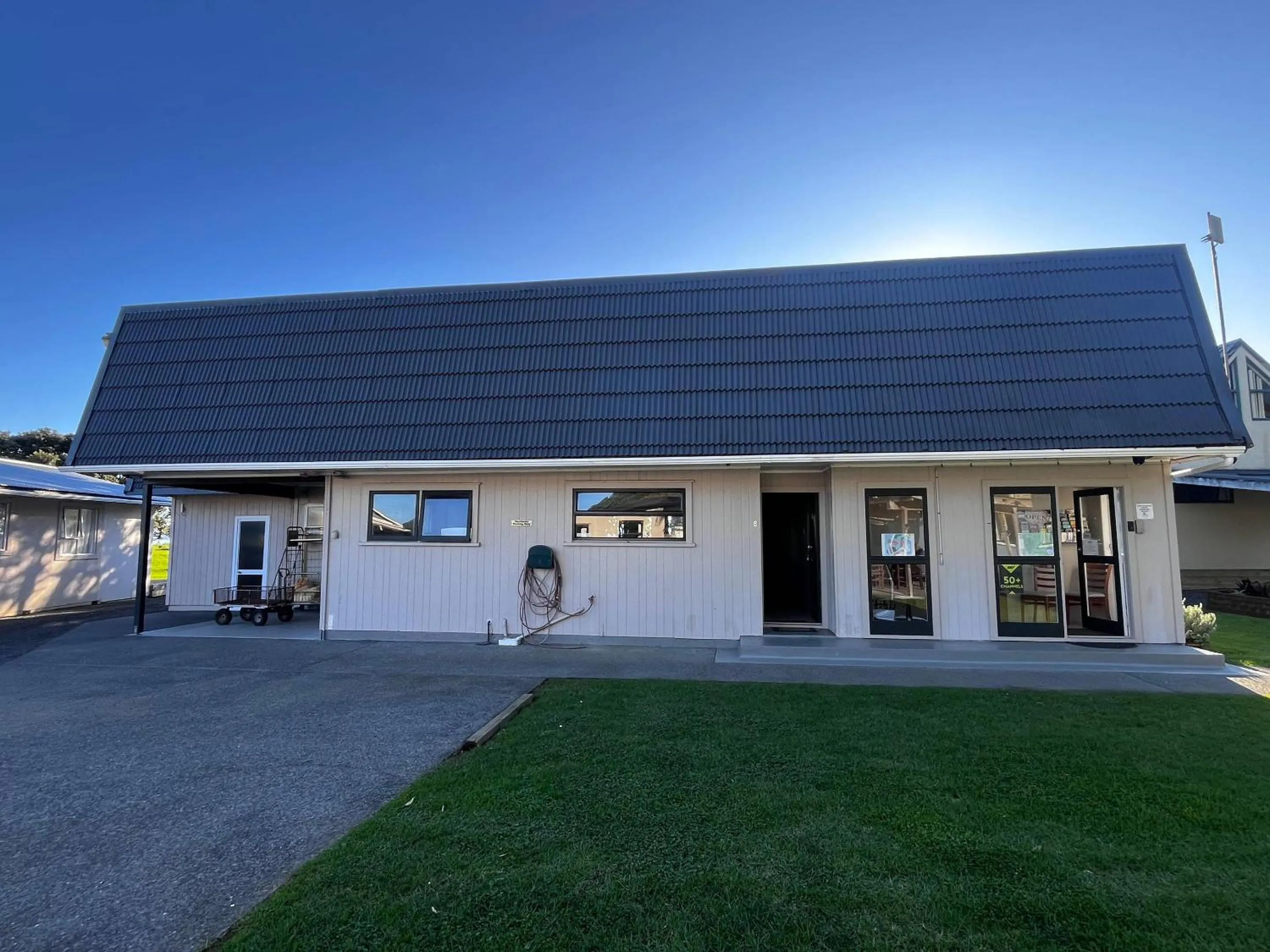 Property building in Comfort Inn Sunset