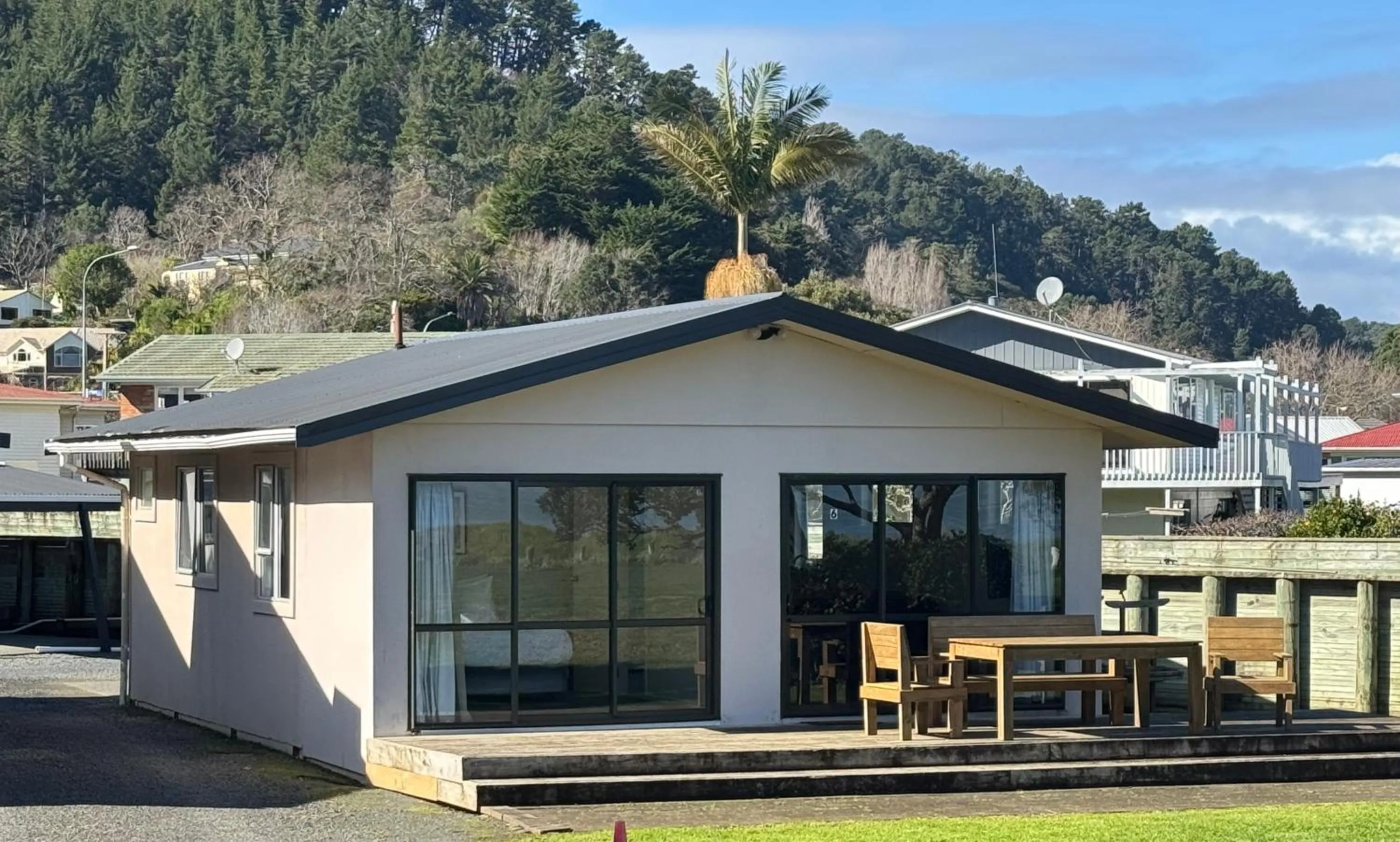 Property building in Comfort Inn Sunset