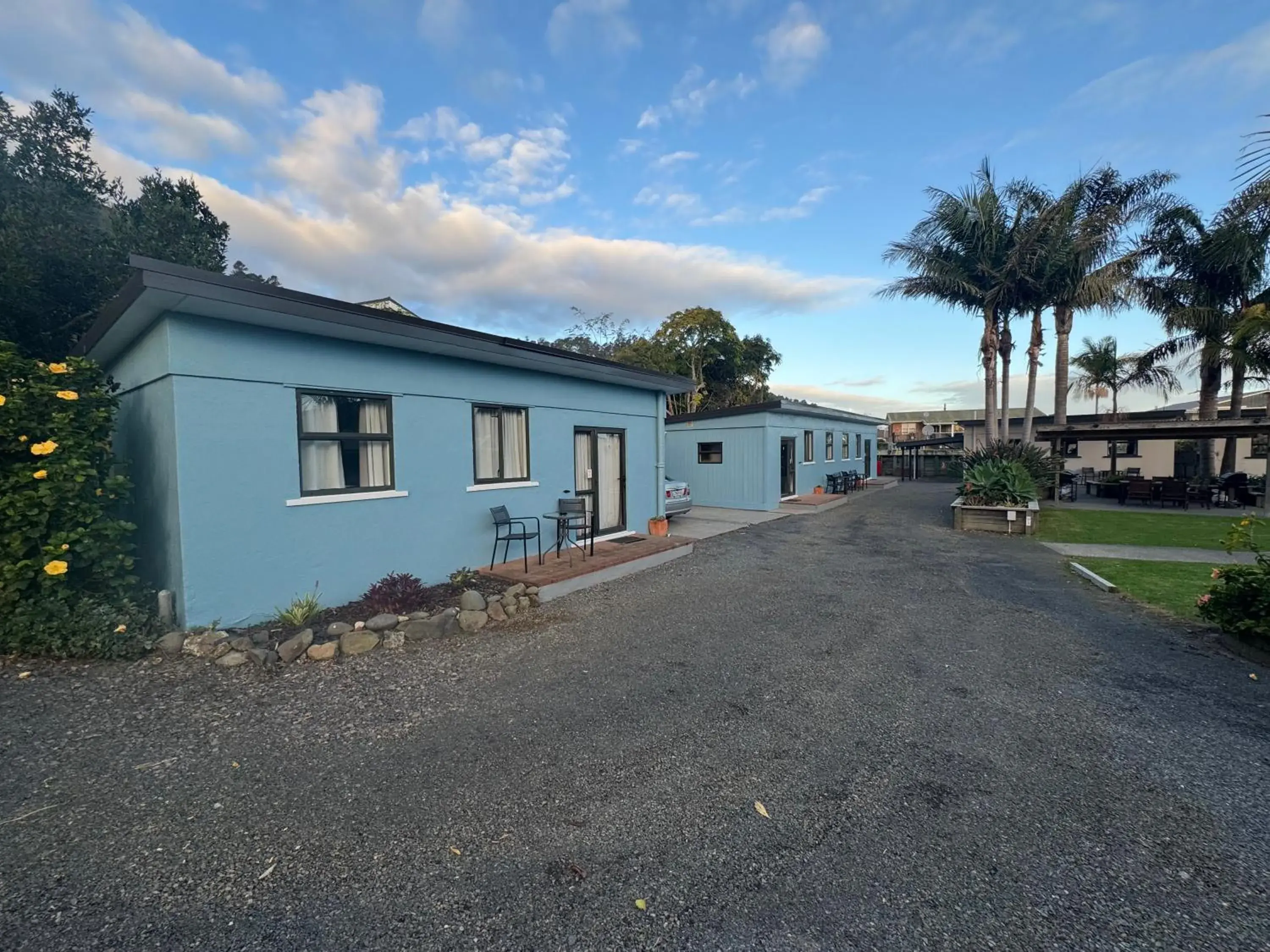 Double or Twin Room with Garden Courtyard in Comfort Inn Sunset Double or Twin Room with Garden Courtyard in Comfort Inn Sunset