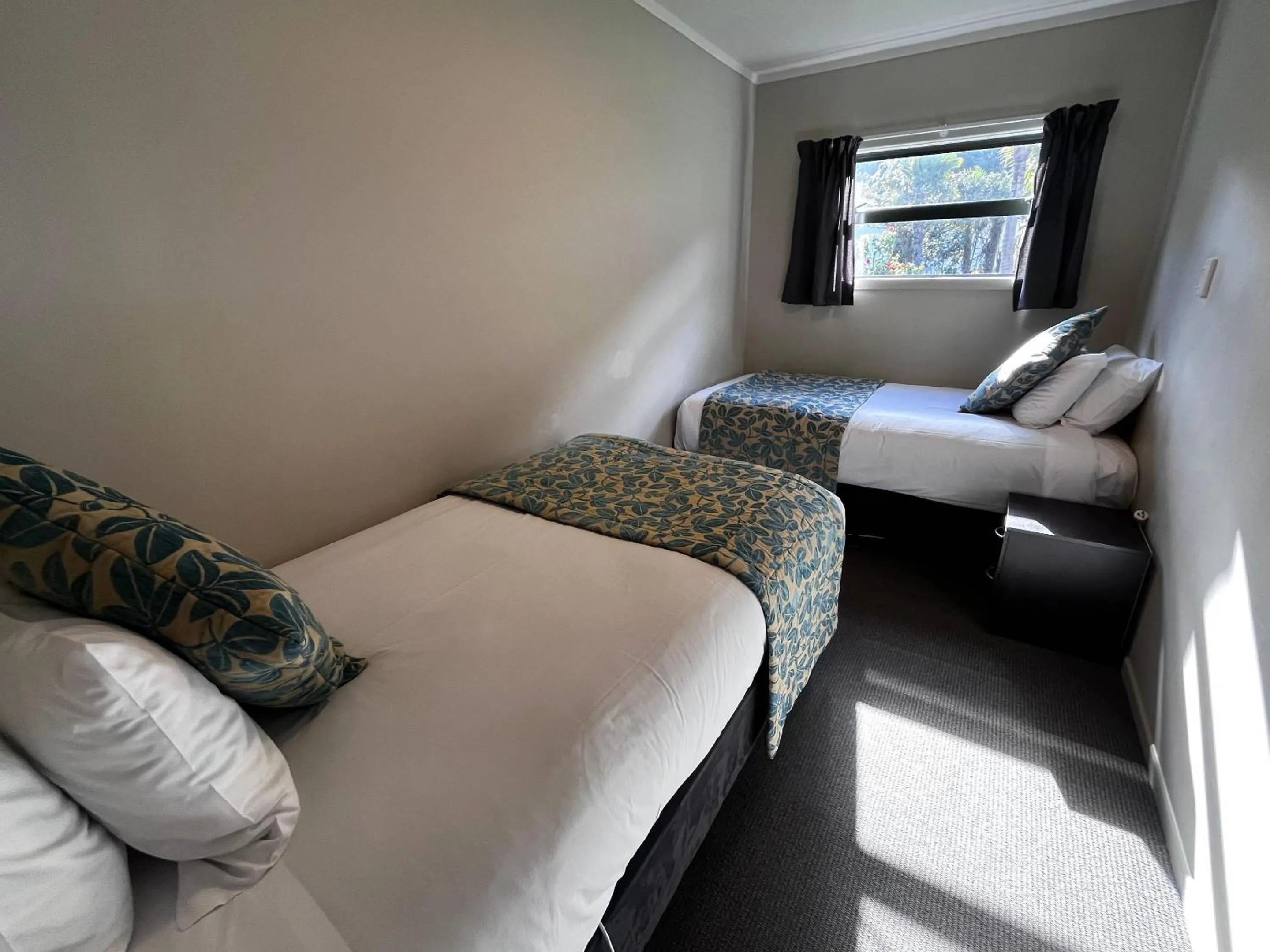 Bedroom, Bed in Comfort Inn Sunset