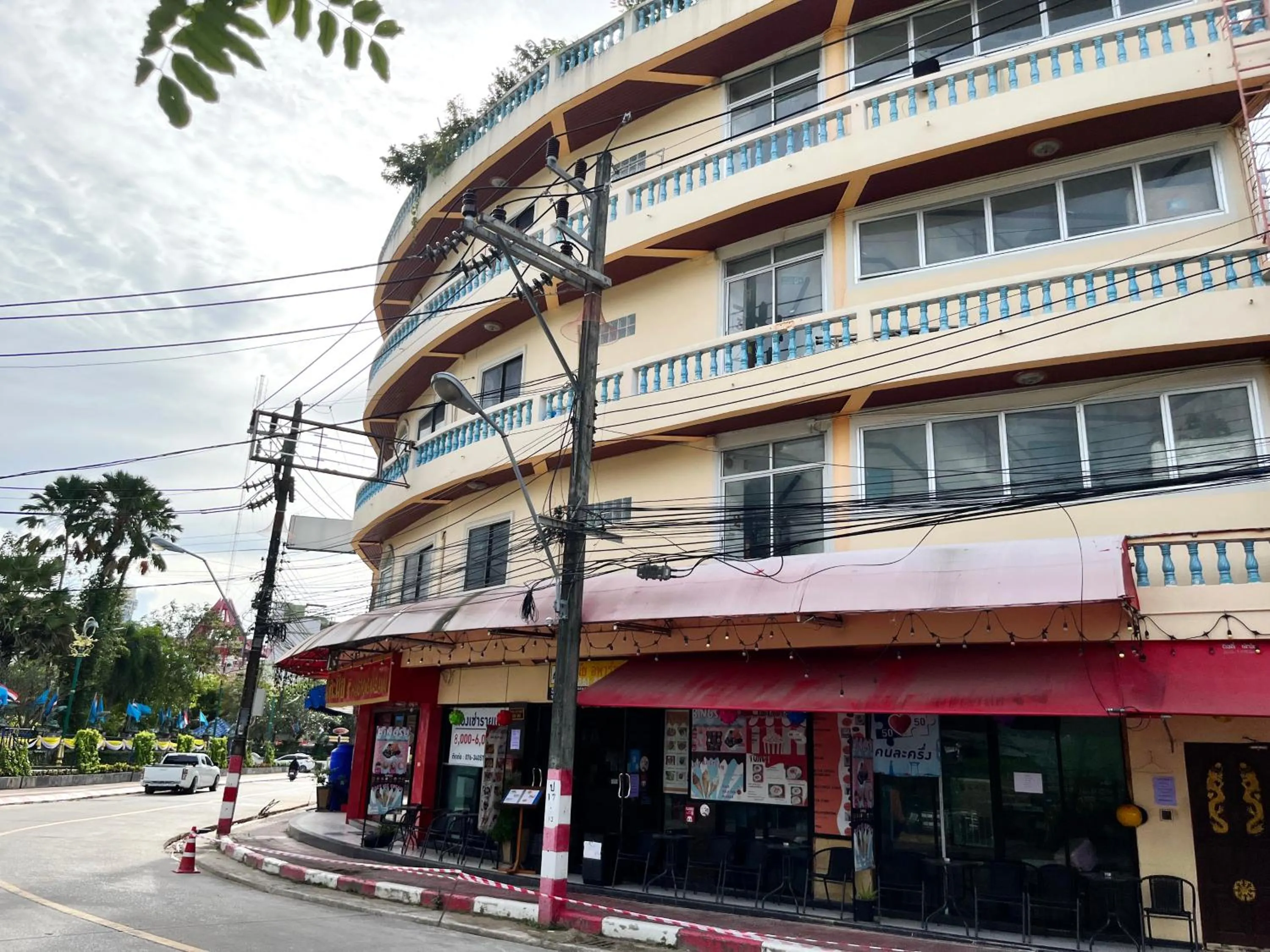 Property building in Lamai Apartment