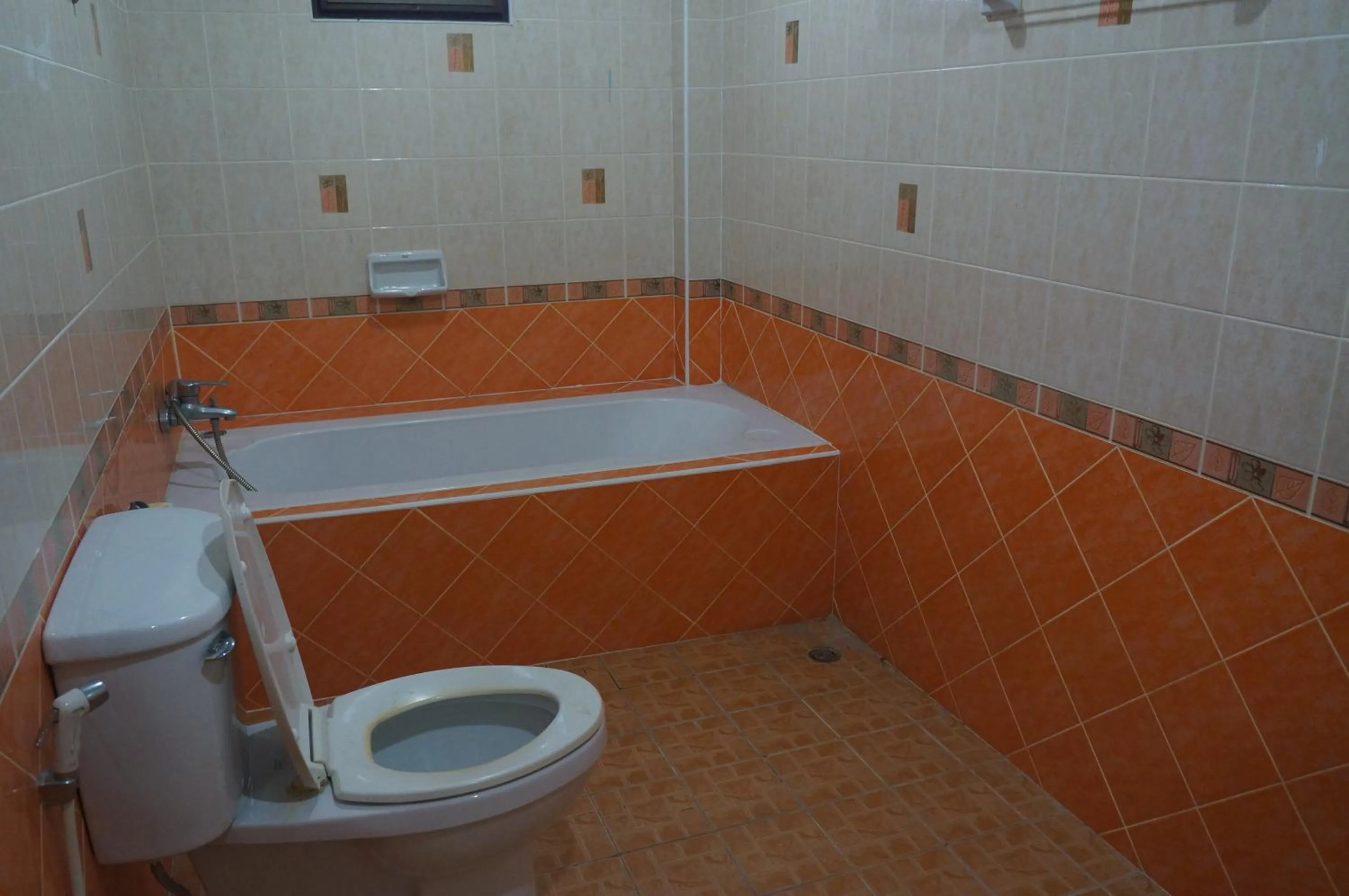 Bathroom in Lamai Apartment