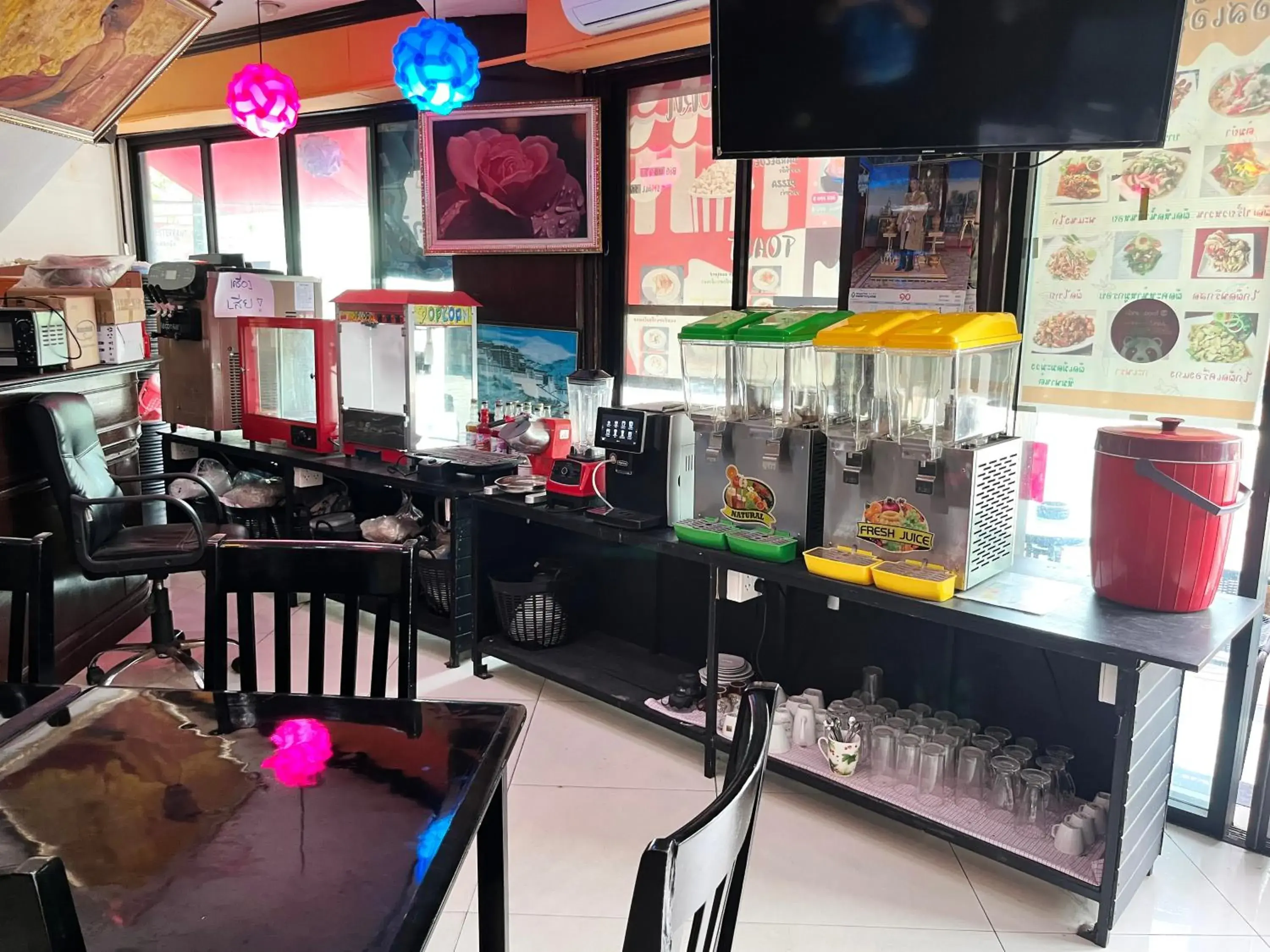 Restaurant/places to eat in Lamai Apartment Restaurant/places to eat in Lamai Apartment