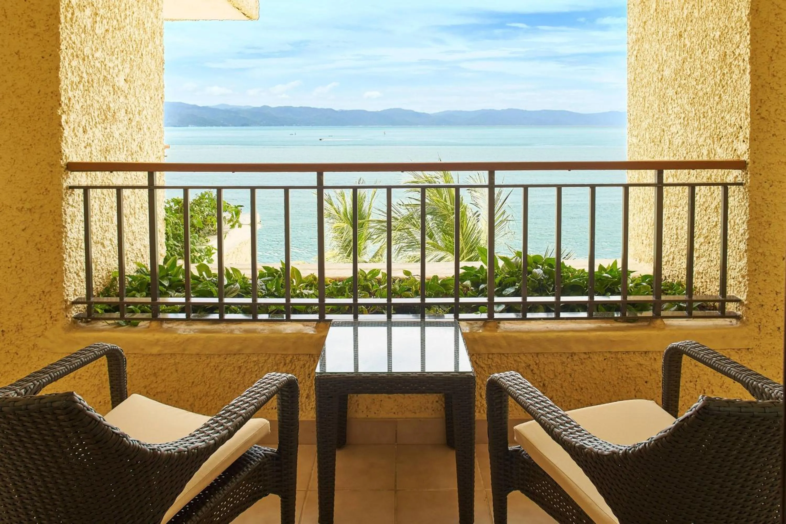 Bedroom in Marriott Puerto Vallarta Resort & Spa