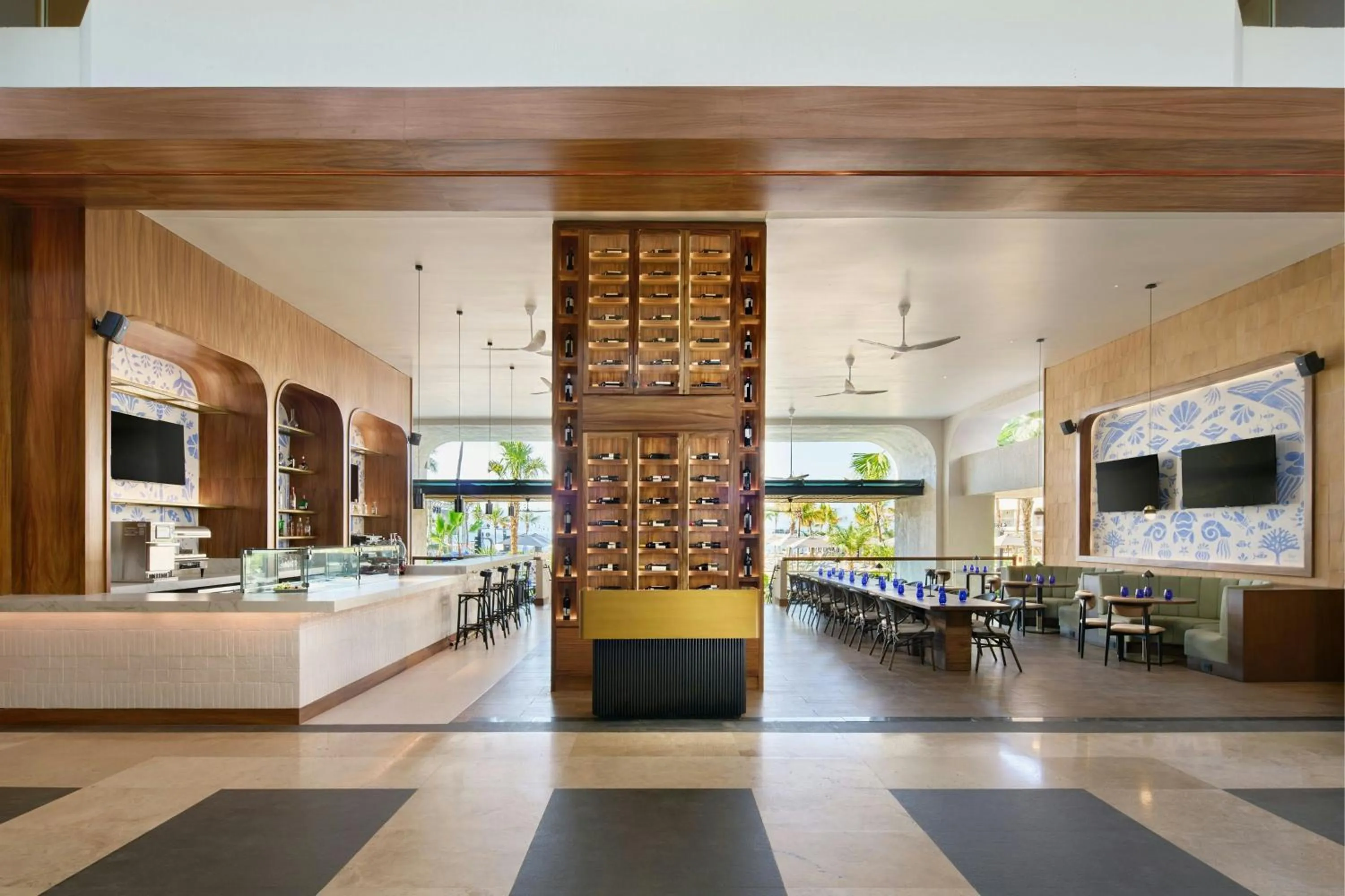 Restaurant/places to eat in Marriott Puerto Vallarta Resort & Spa