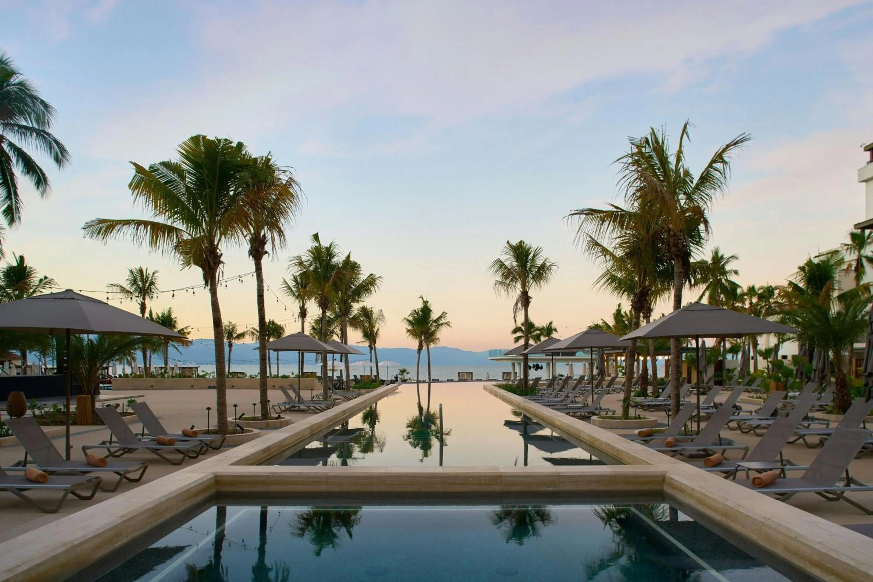 Swimming pool in Marriott Puerto Vallarta Resort & Spa