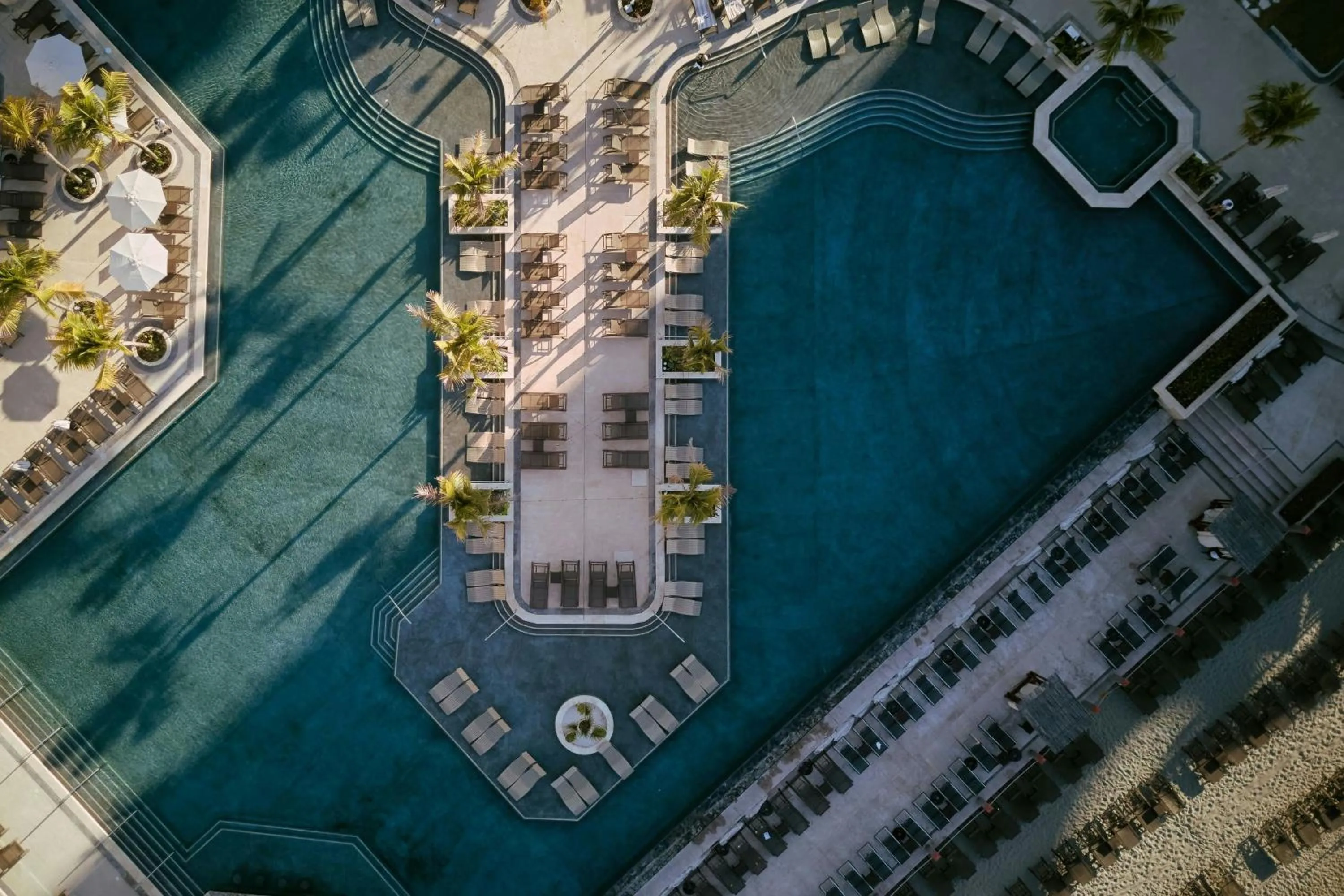 Swimming pool in Marriott Puerto Vallarta Resort & Spa