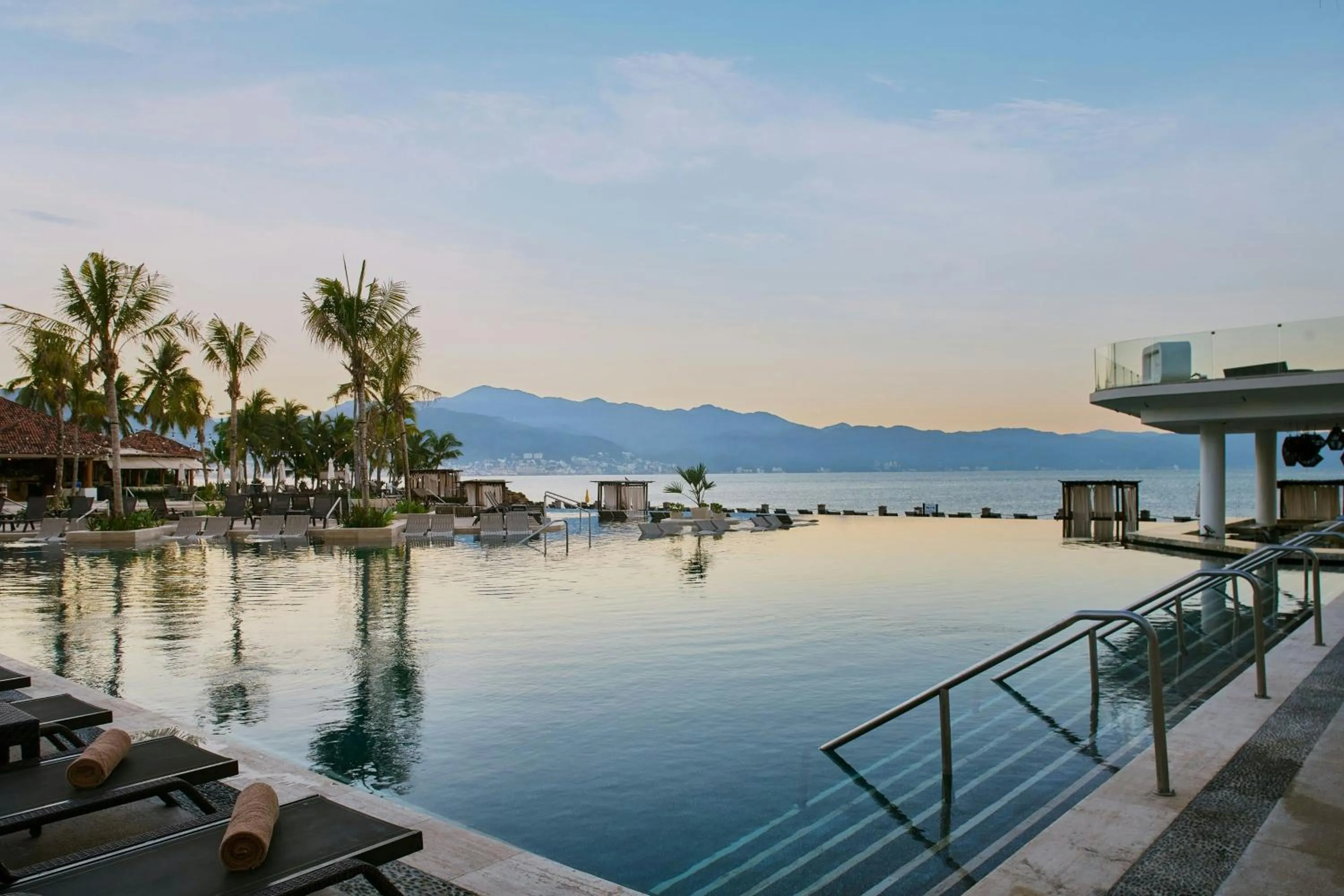 Swimming pool in Marriott Puerto Vallarta Resort & Spa