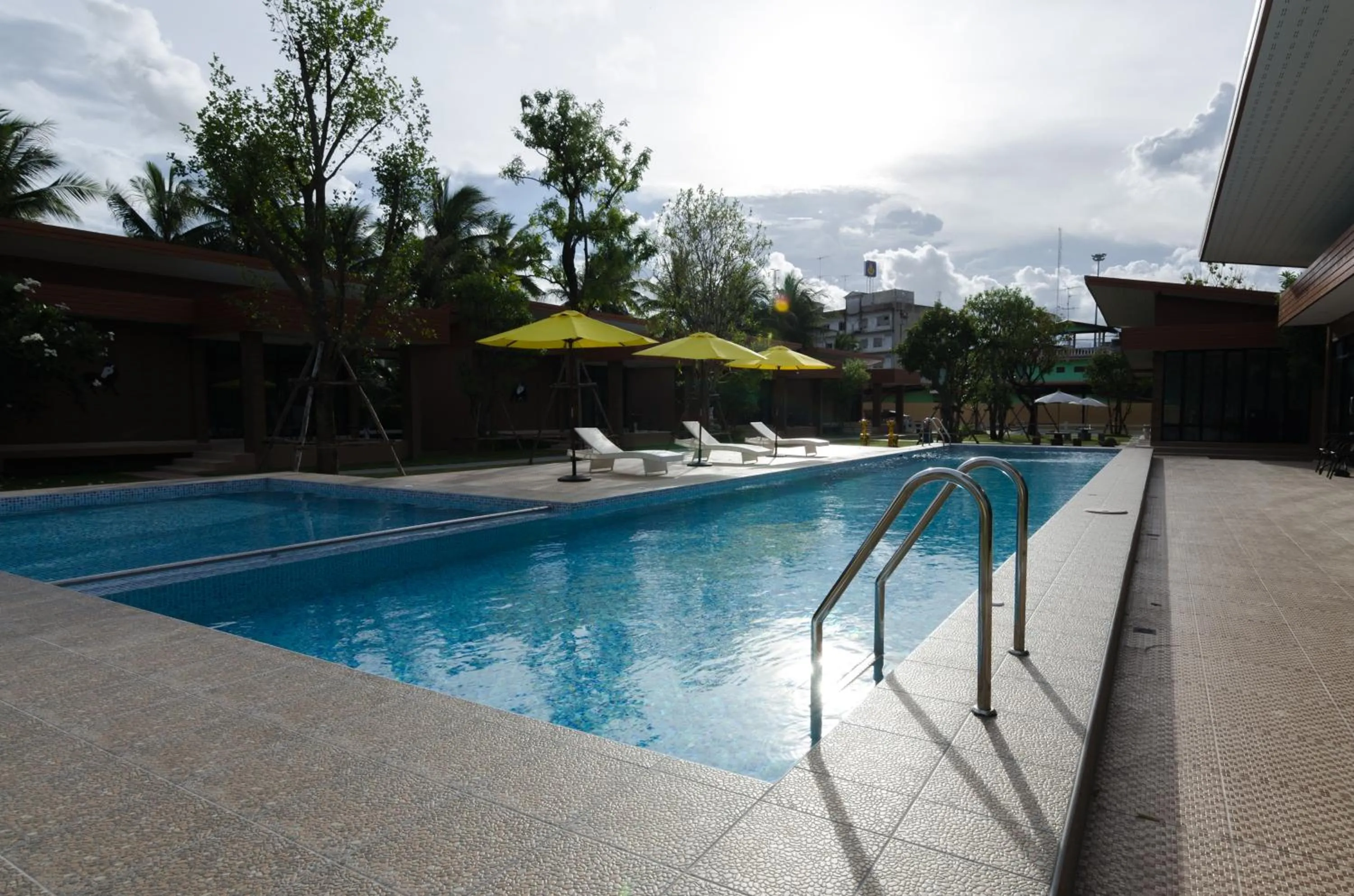 Pool view in Golf Inn Resort