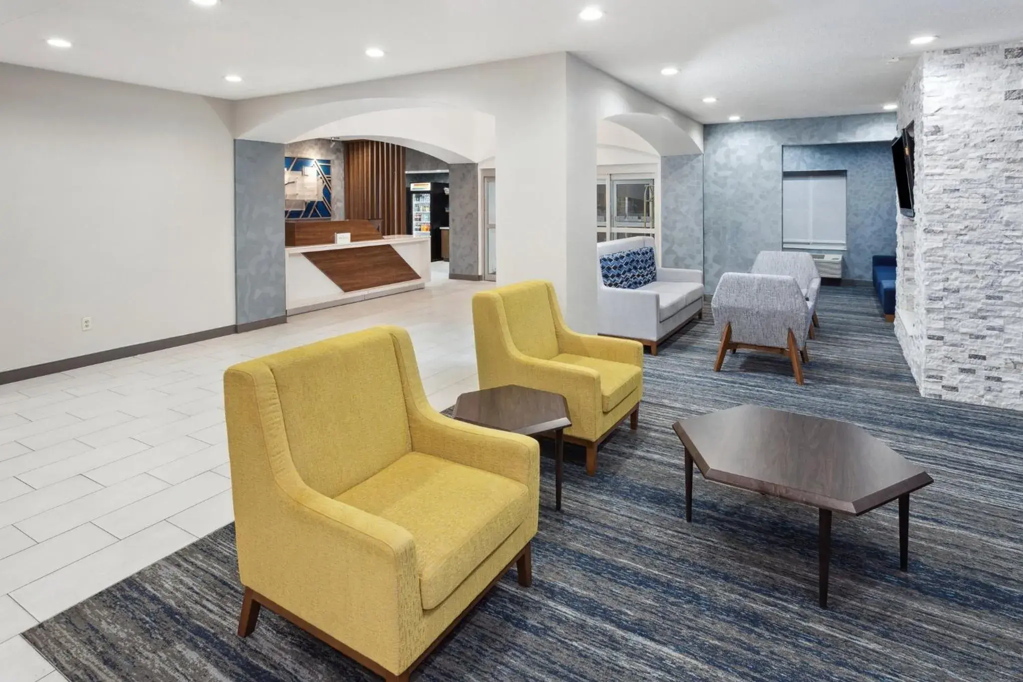 Property building in Holiday Inn Express Pekin - Peoria Area by IHG Property building in Holiday Inn Express Pekin - Peoria Area by IHG