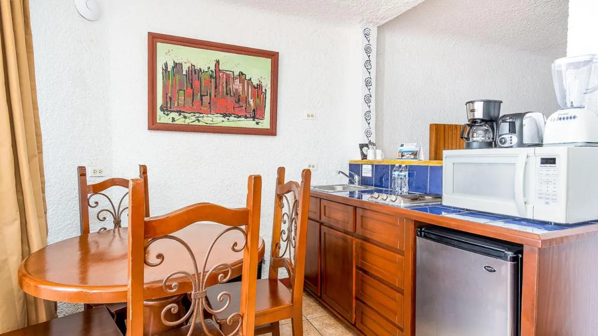 Puerto Nuevo Baja Hotel & Villas