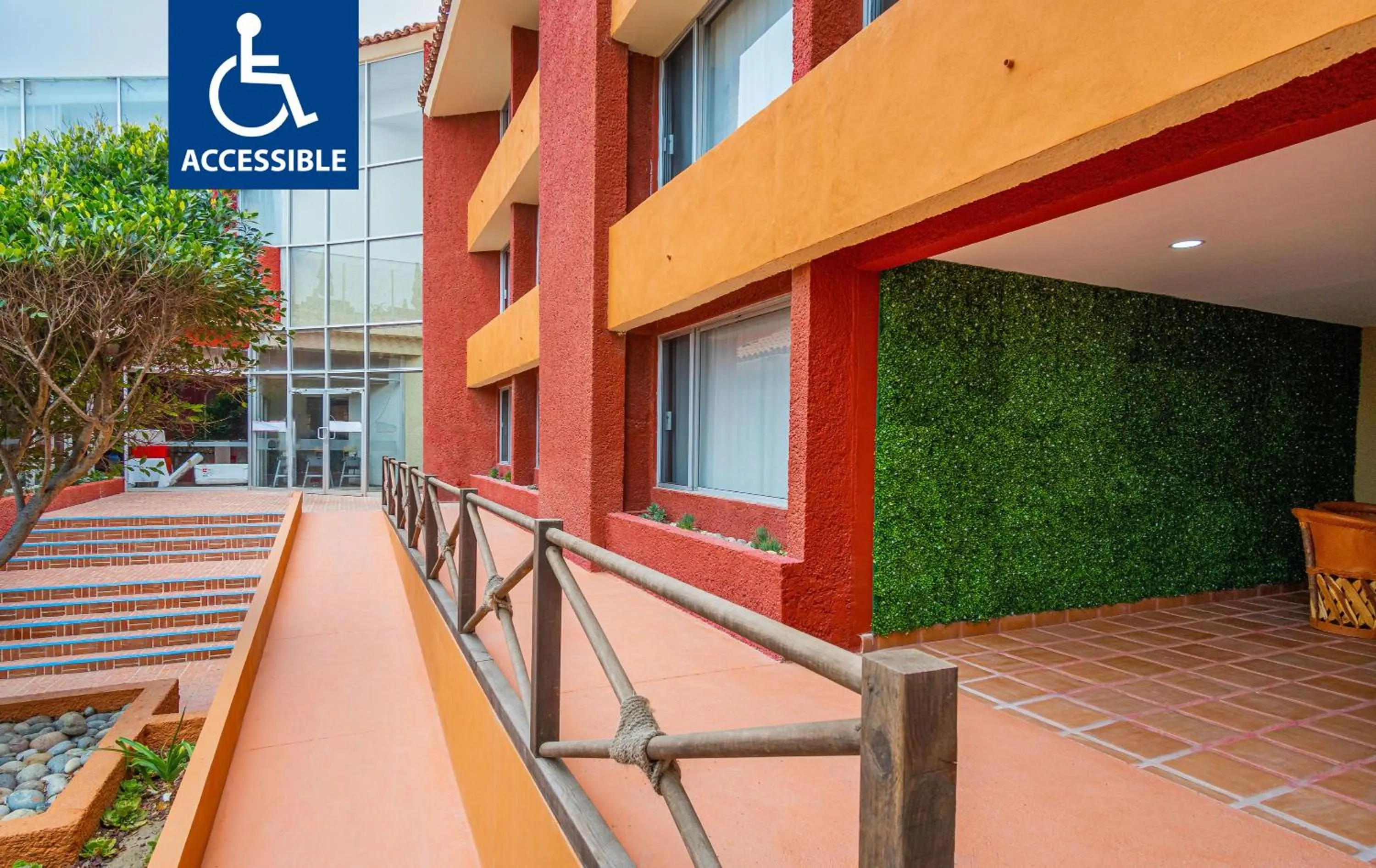 Puerto Nuevo Baja Hotel & Villas