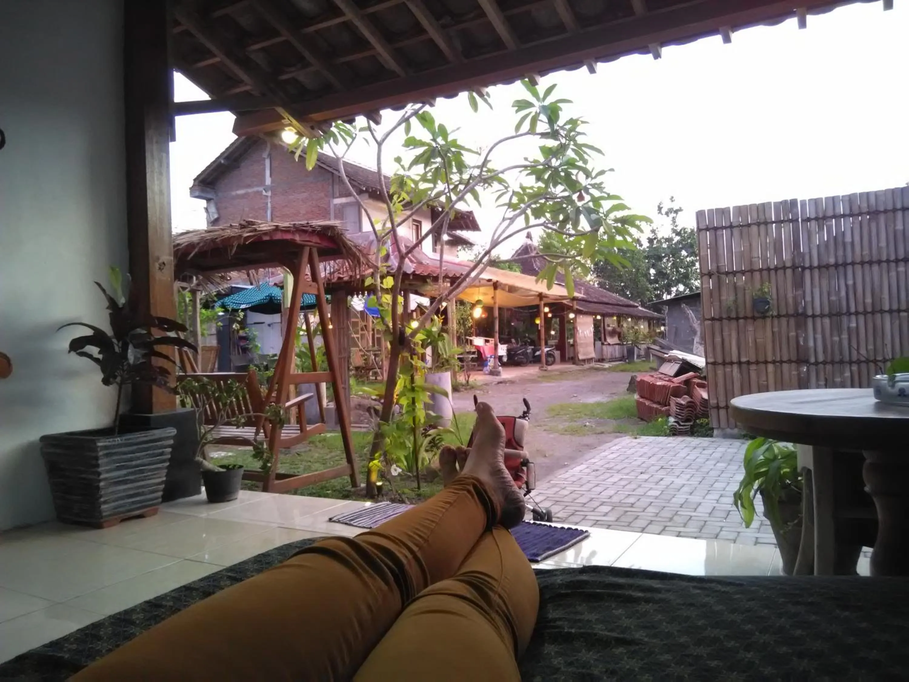 Balcony/Terrace in Arjuna Garden Homestay