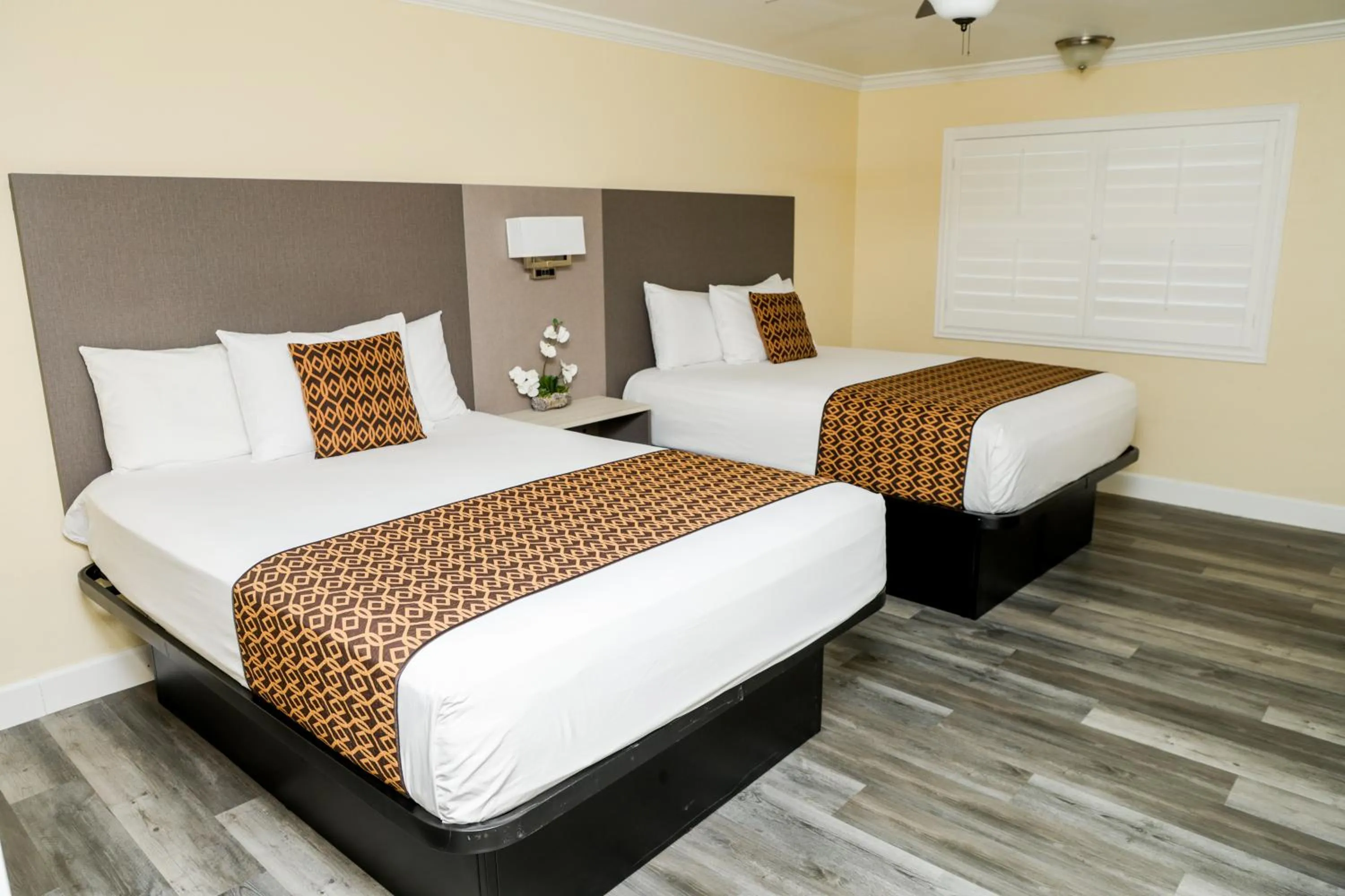 Bed in Silver Surf Motel