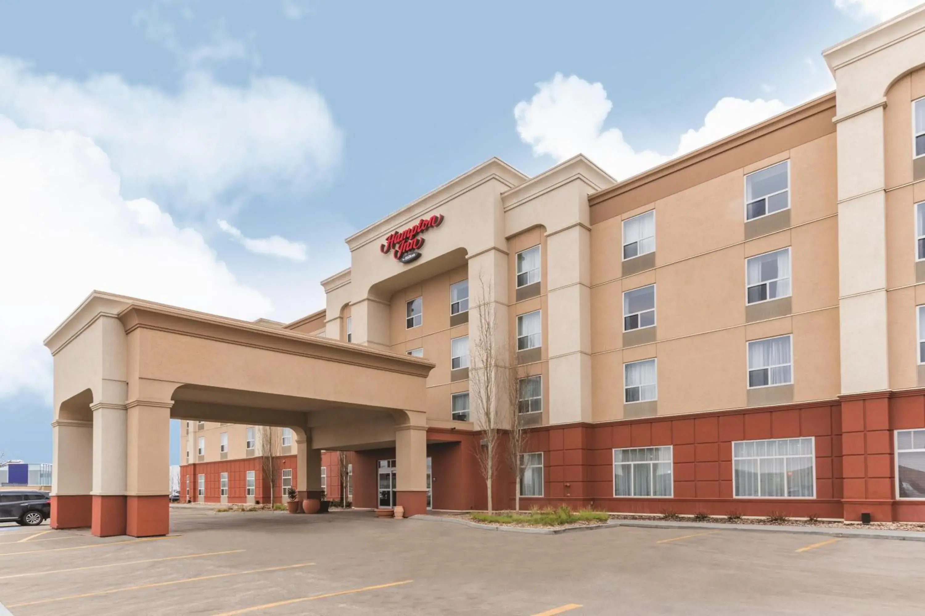 Property building in Hampton Inn by Hilton Edmonton South Property building in Hampton Inn by Hilton Edmonton South