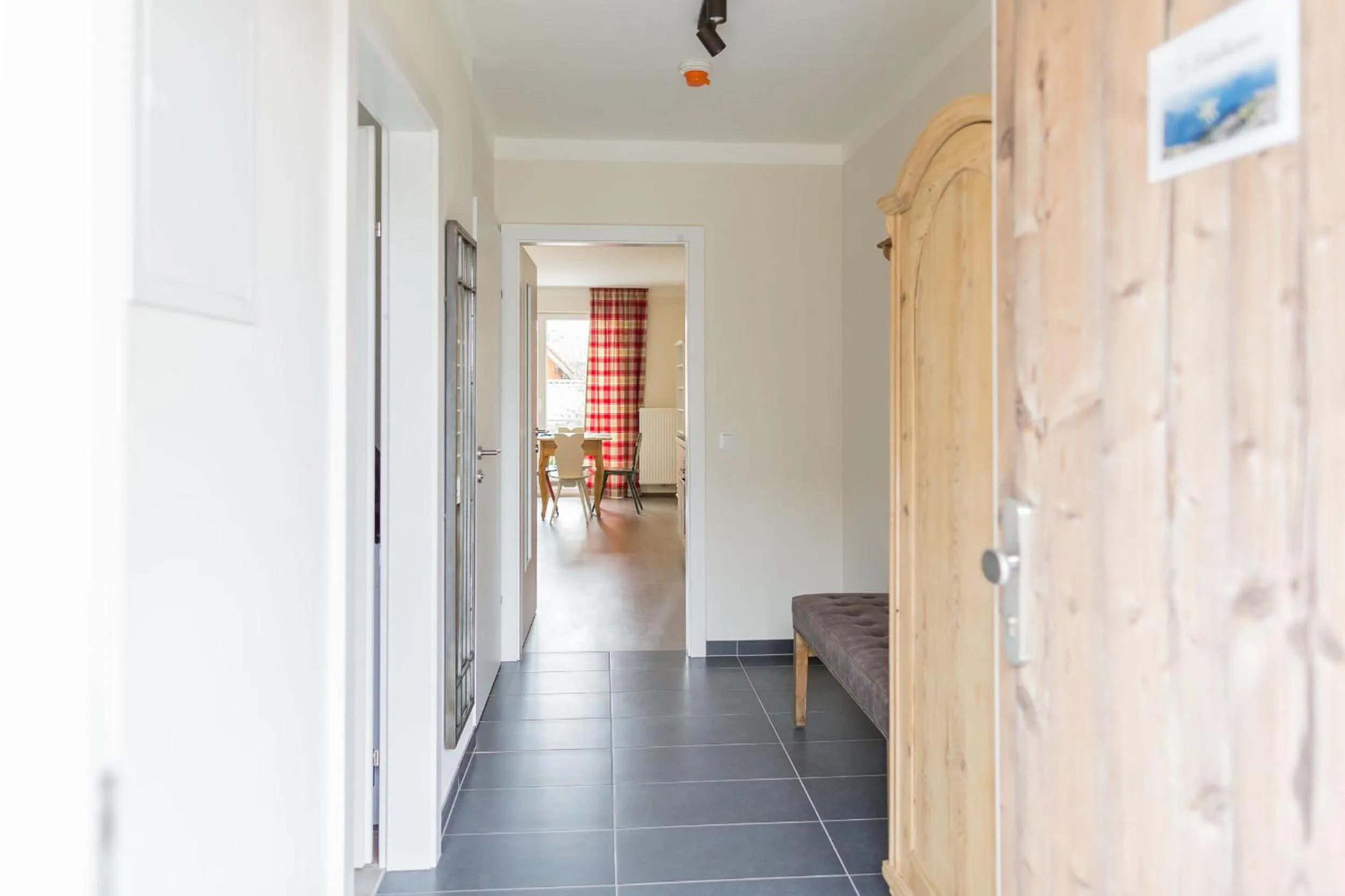 Photo of the whole room in HOMEBOUND APARTMENTS Salzburg City II - contactless check-in