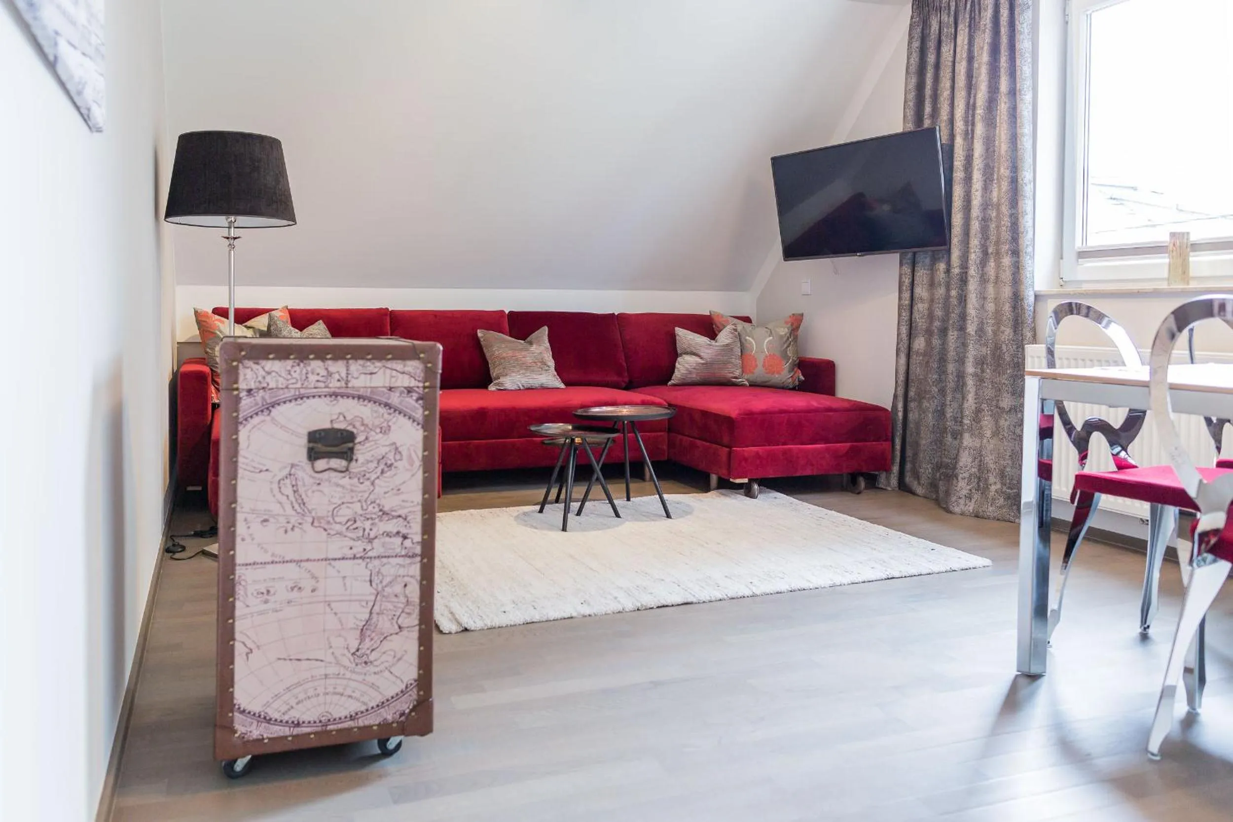 Living room in HOMEBOUND APARTMENTS Salzburg City II - contactless check-in