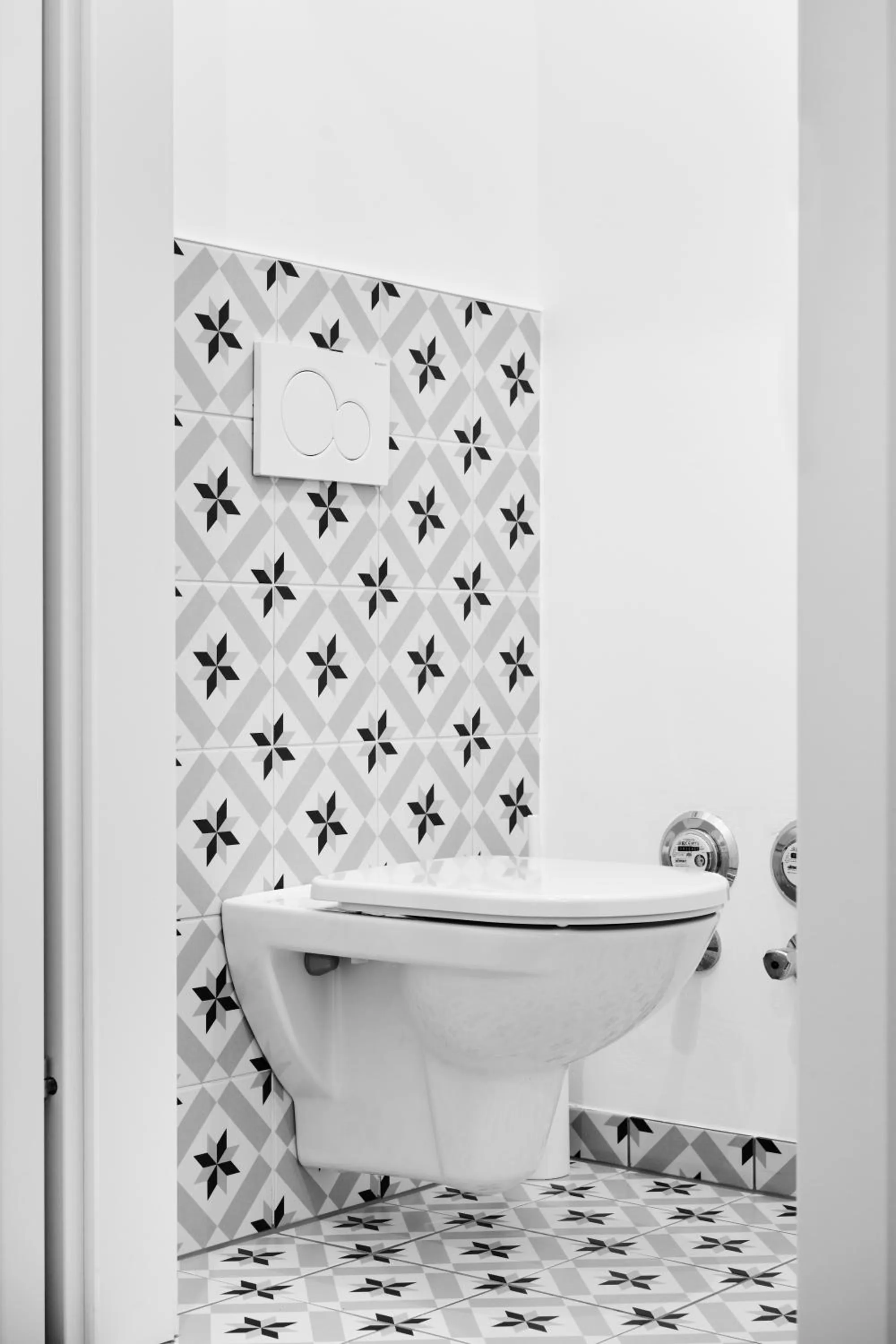 Bathroom in HOMEBOUND APARTMENTS Salzburg City II - contactless check-in