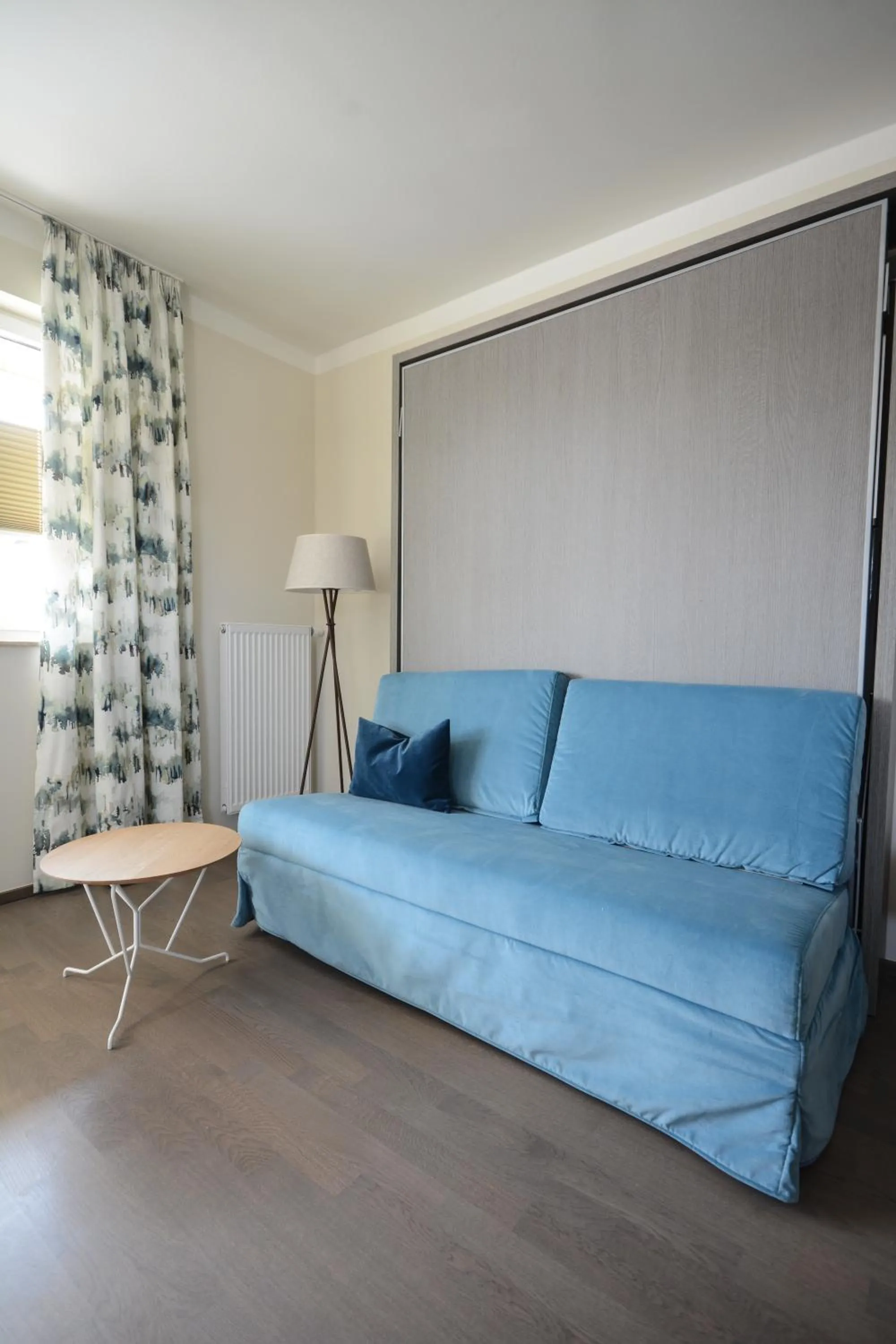 Living room in HOMEBOUND APARTMENTS Salzburg City II - contactless check-in