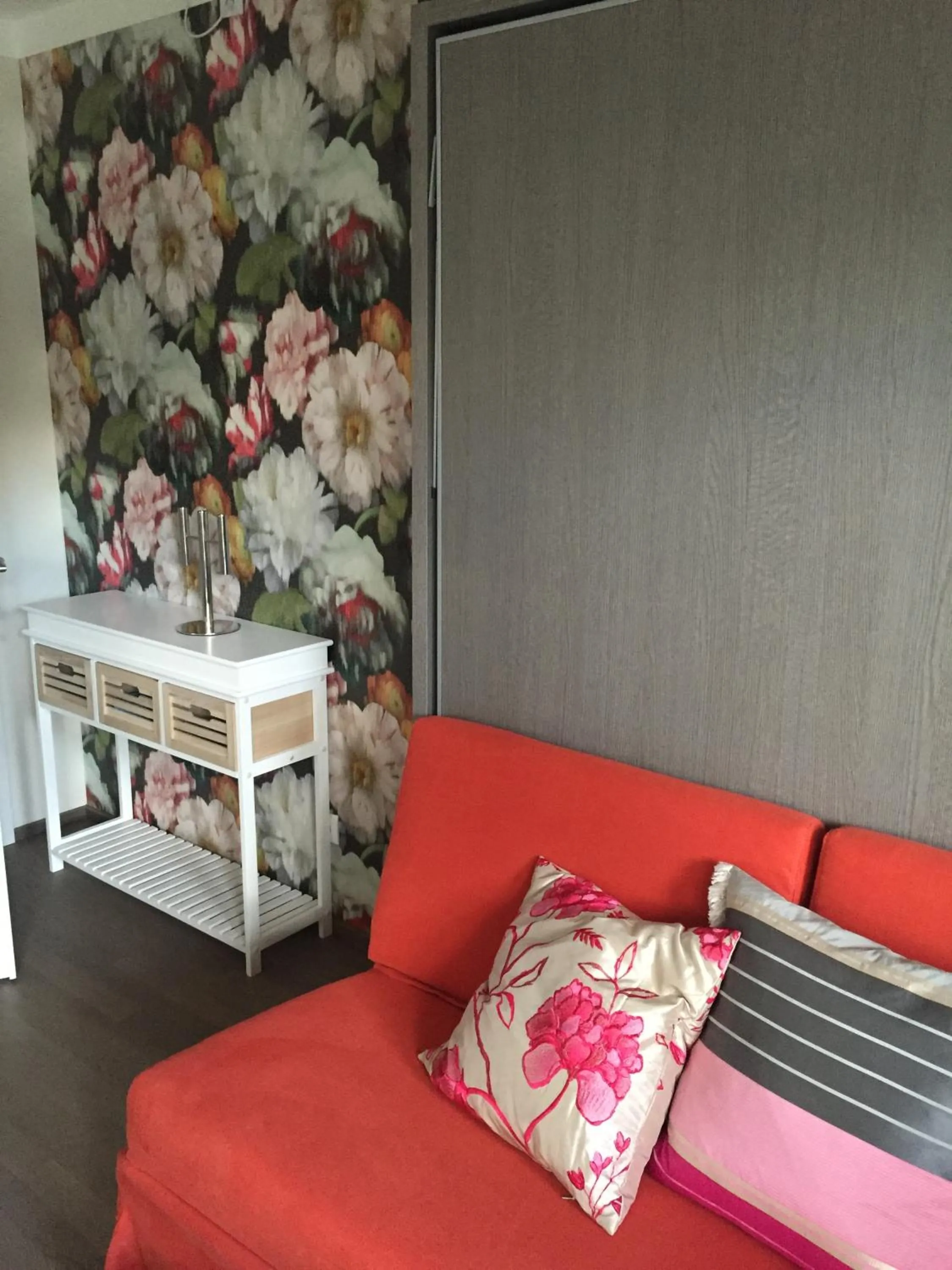 Bed in HOMEBOUND APARTMENTS Salzburg City II - contactless check-in