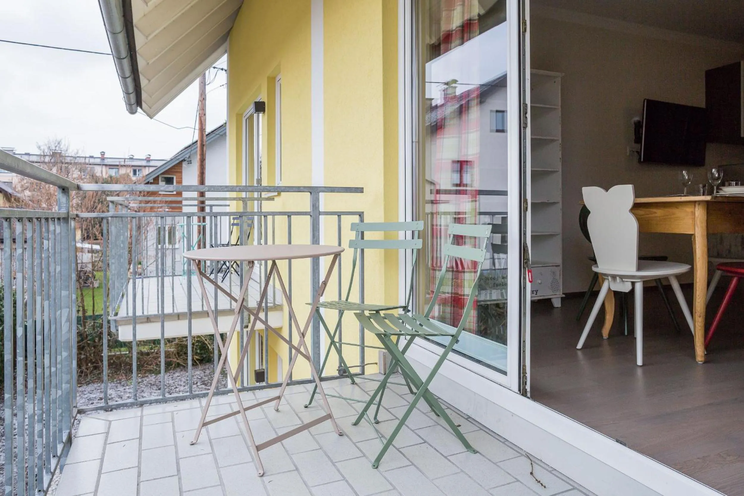 Balcony/Terrace in HOMEBOUND APARTMENTS Salzburg City II - contactless check-in