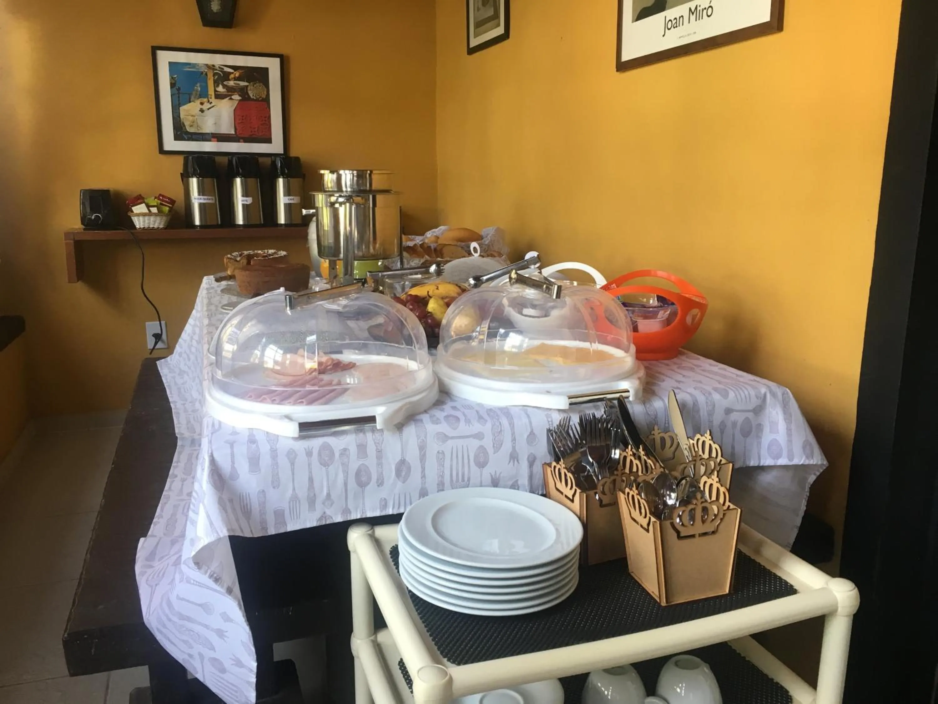 Breakfast in Aquarius Osteria