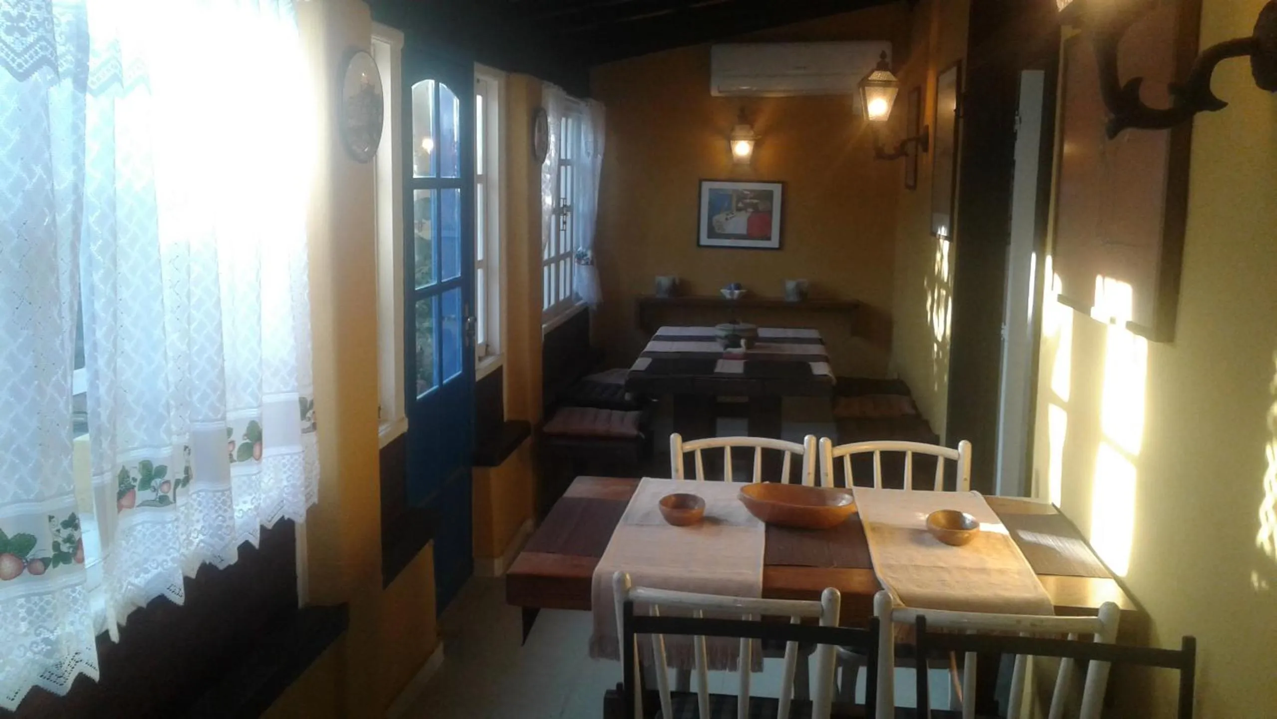 Restaurant/places to eat in Aquarius Osteria