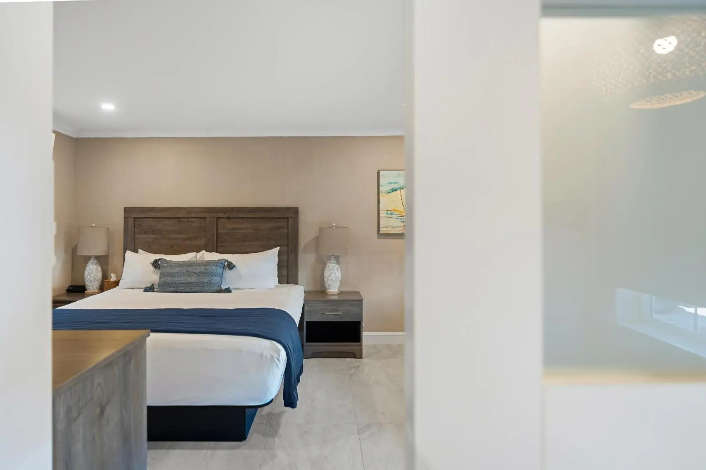 Deluxe King Suite in Bleu Beach Resort Deluxe King Suite in Bleu Beach Resort