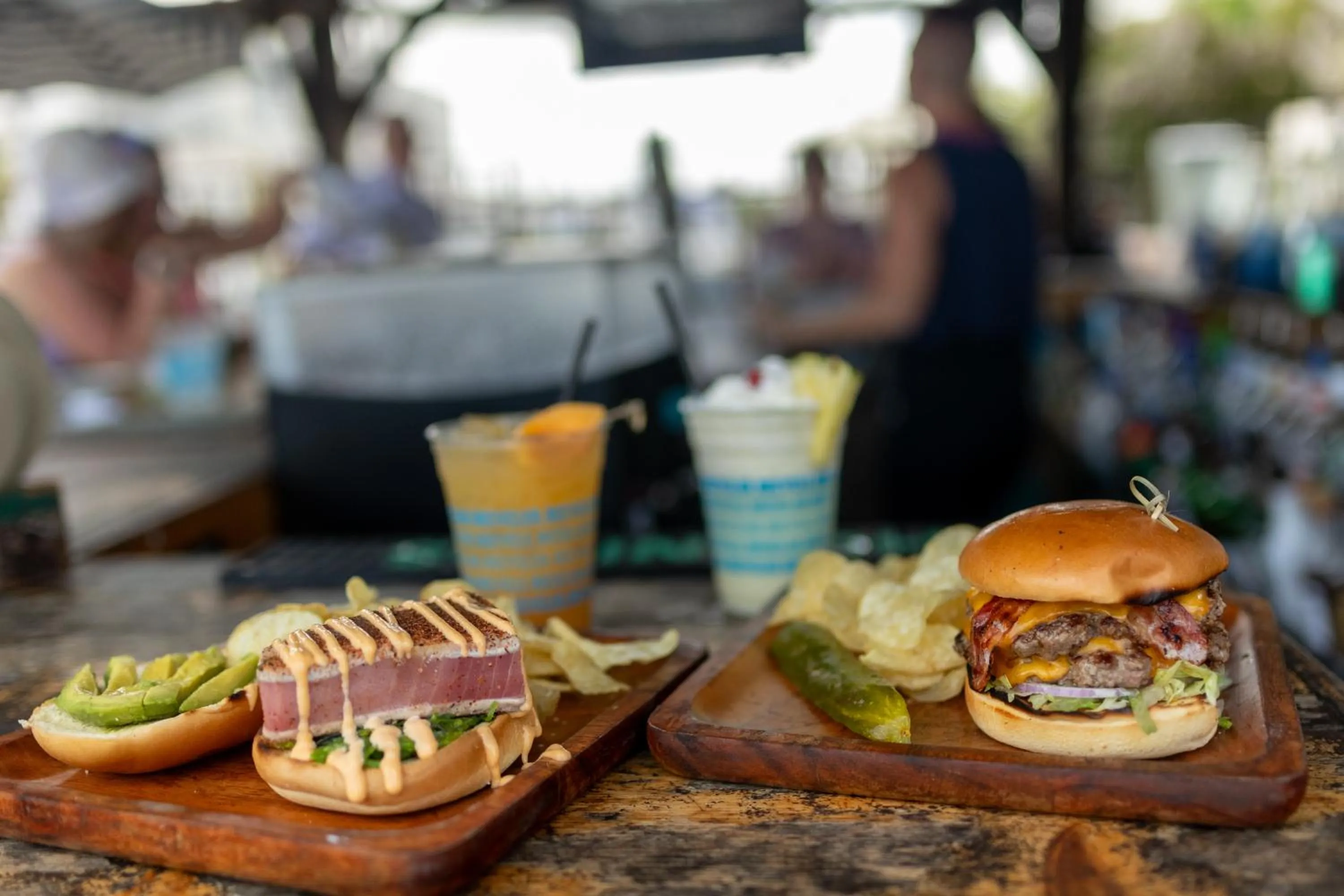 Restaurant/places to eat in Bleu Beach Resort