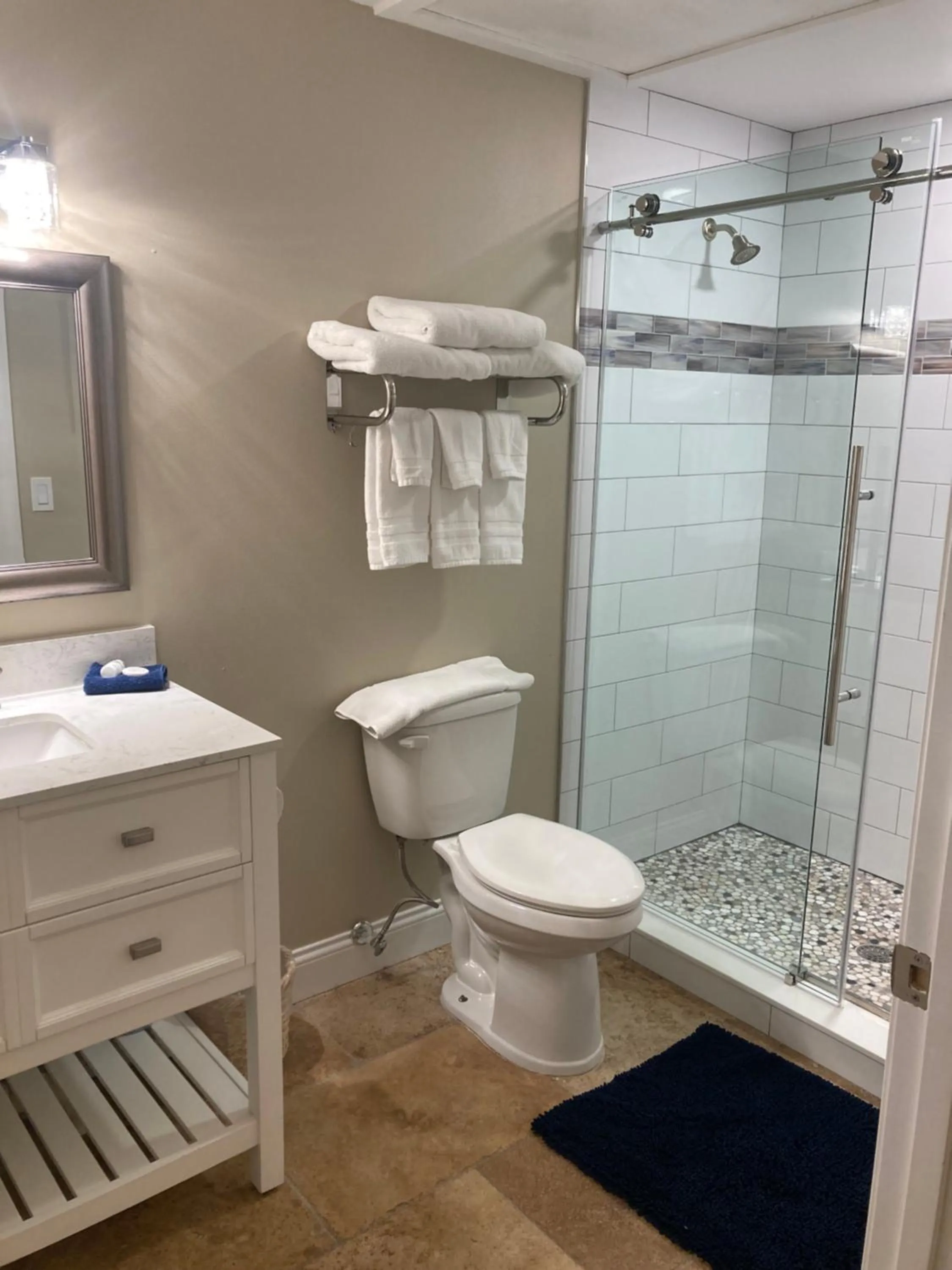 Shower in Bleu Beach Resort