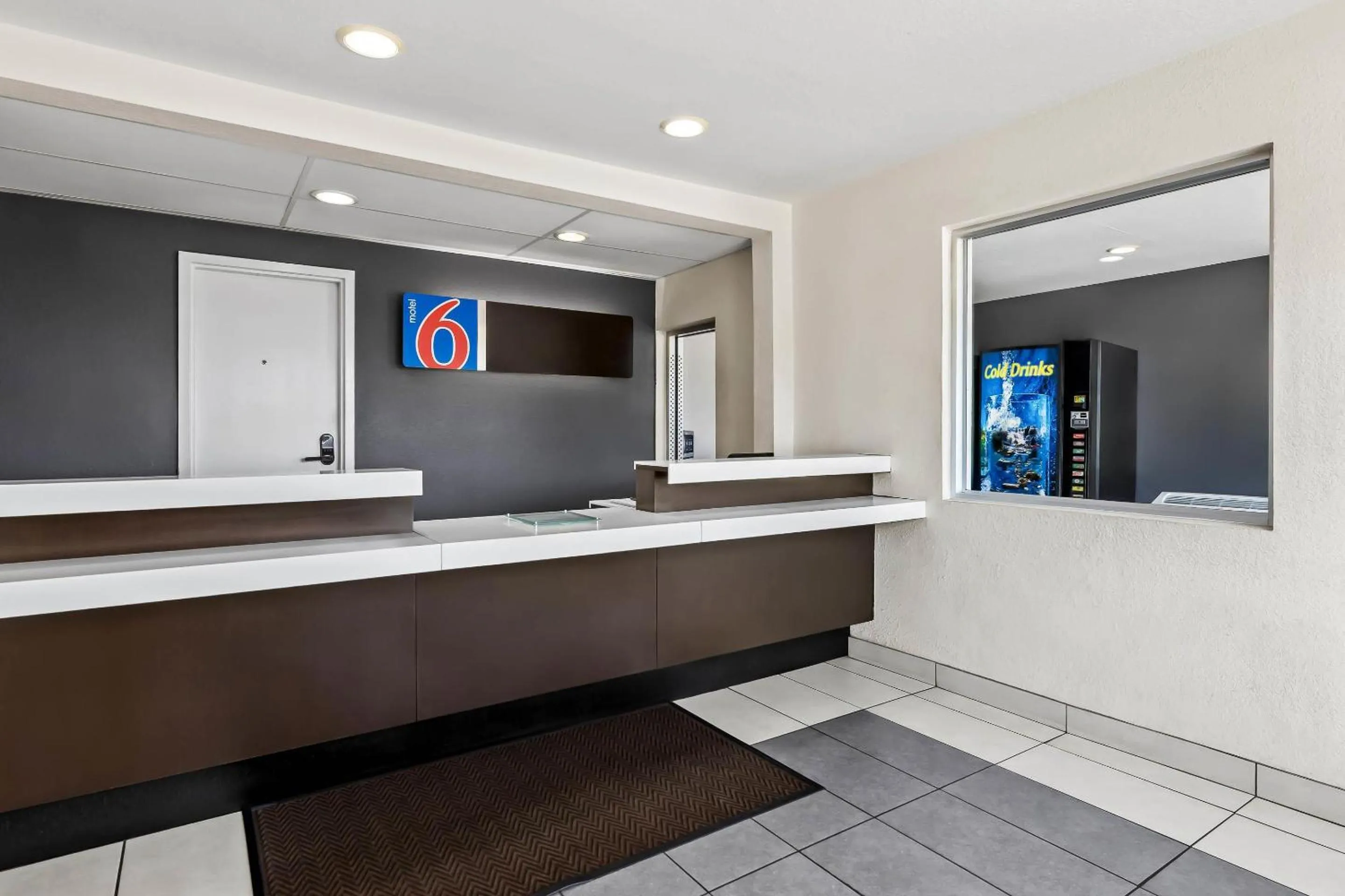 Lobby or reception in Motel 6-Murfreesboro, TN