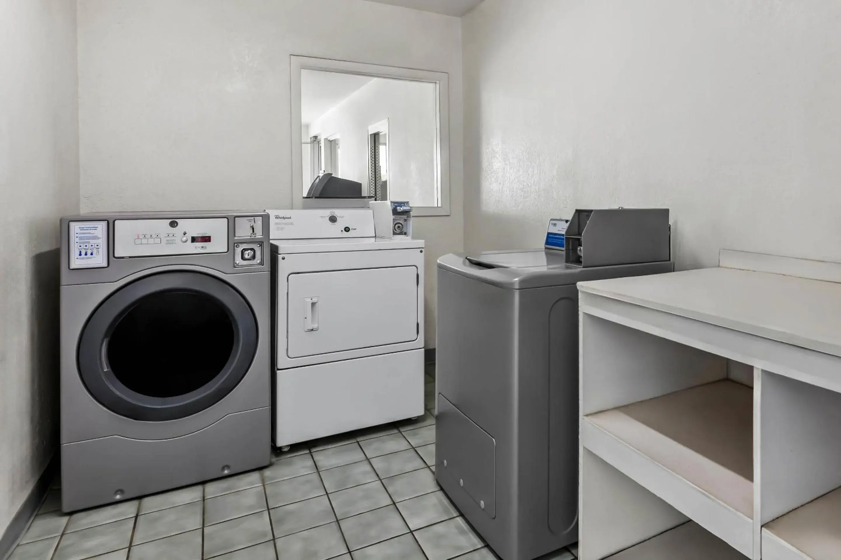 Property building in Motel 6-Murfreesboro, TN Property building in Motel 6-Murfreesboro, TN