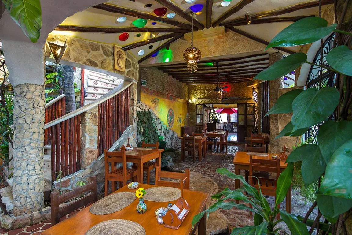 Restaurant/places to eat in Maison Tulum