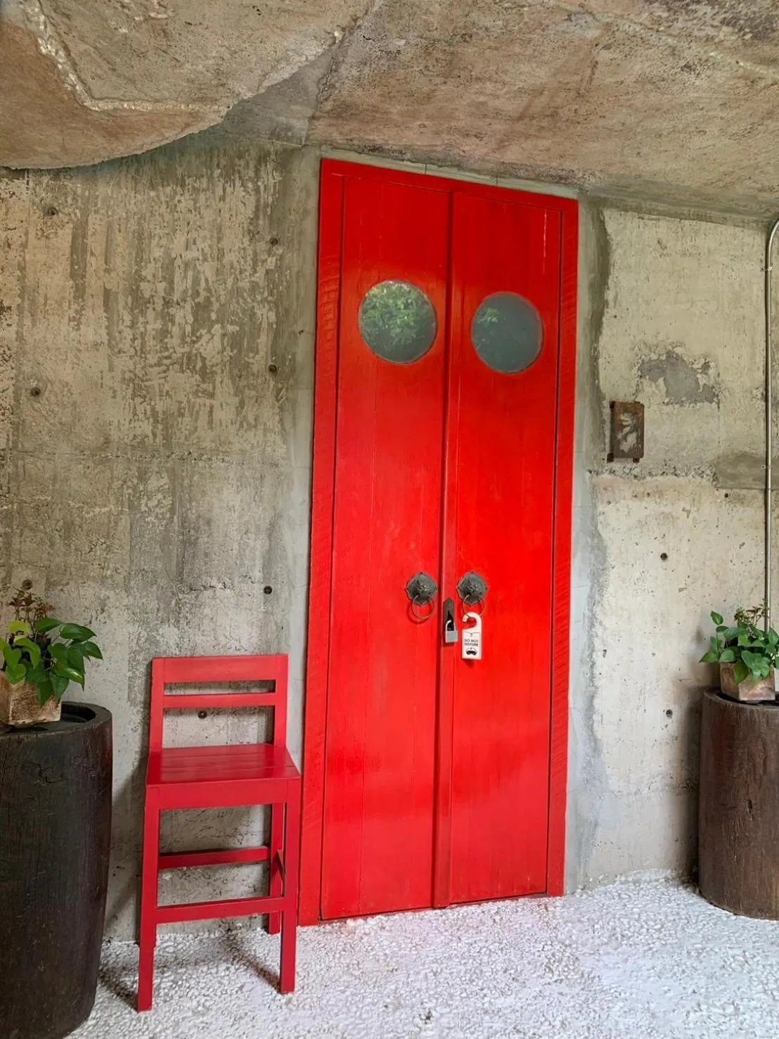 Seating area in Mo rooms
