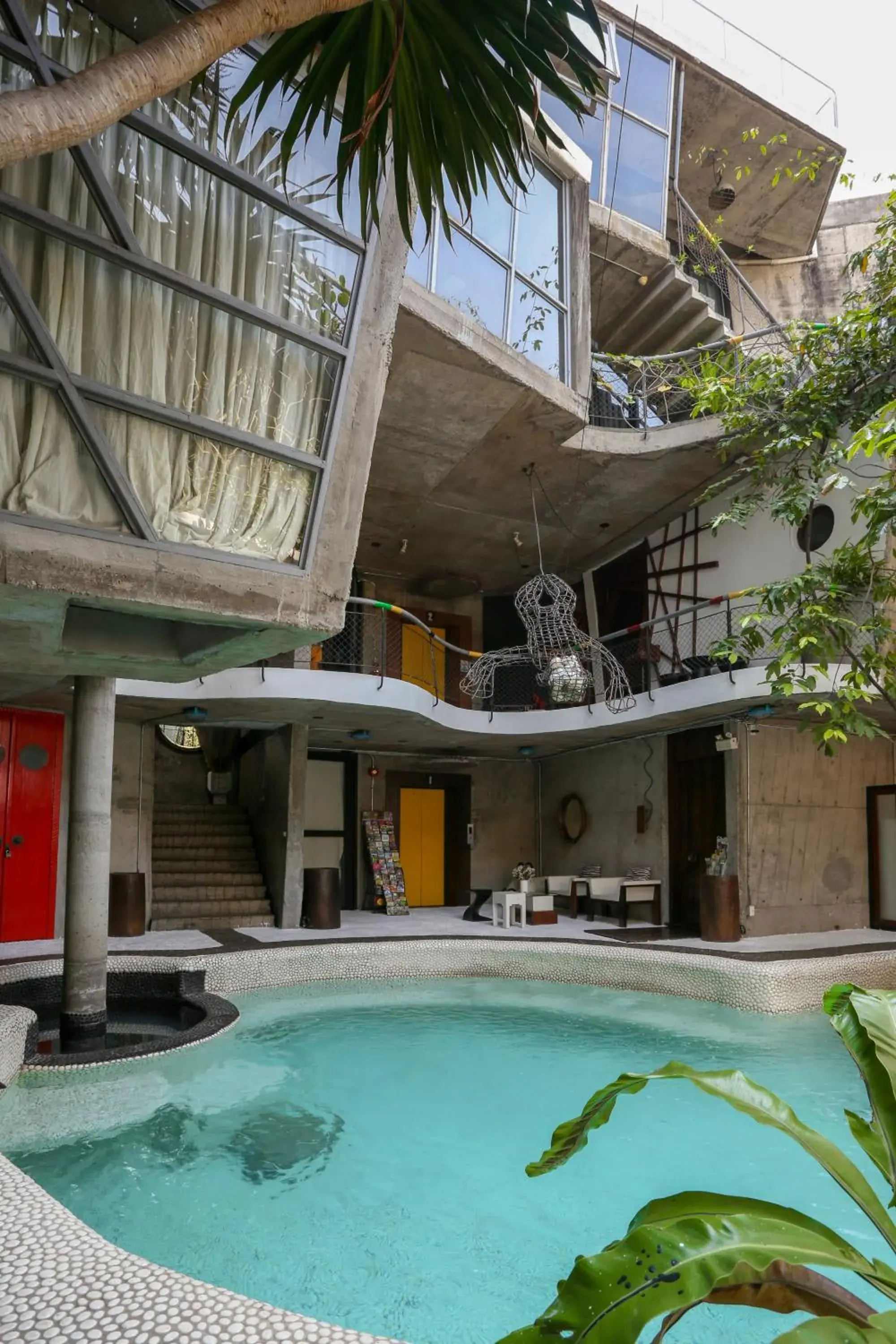 Property building in Mo rooms Property building in Mo rooms