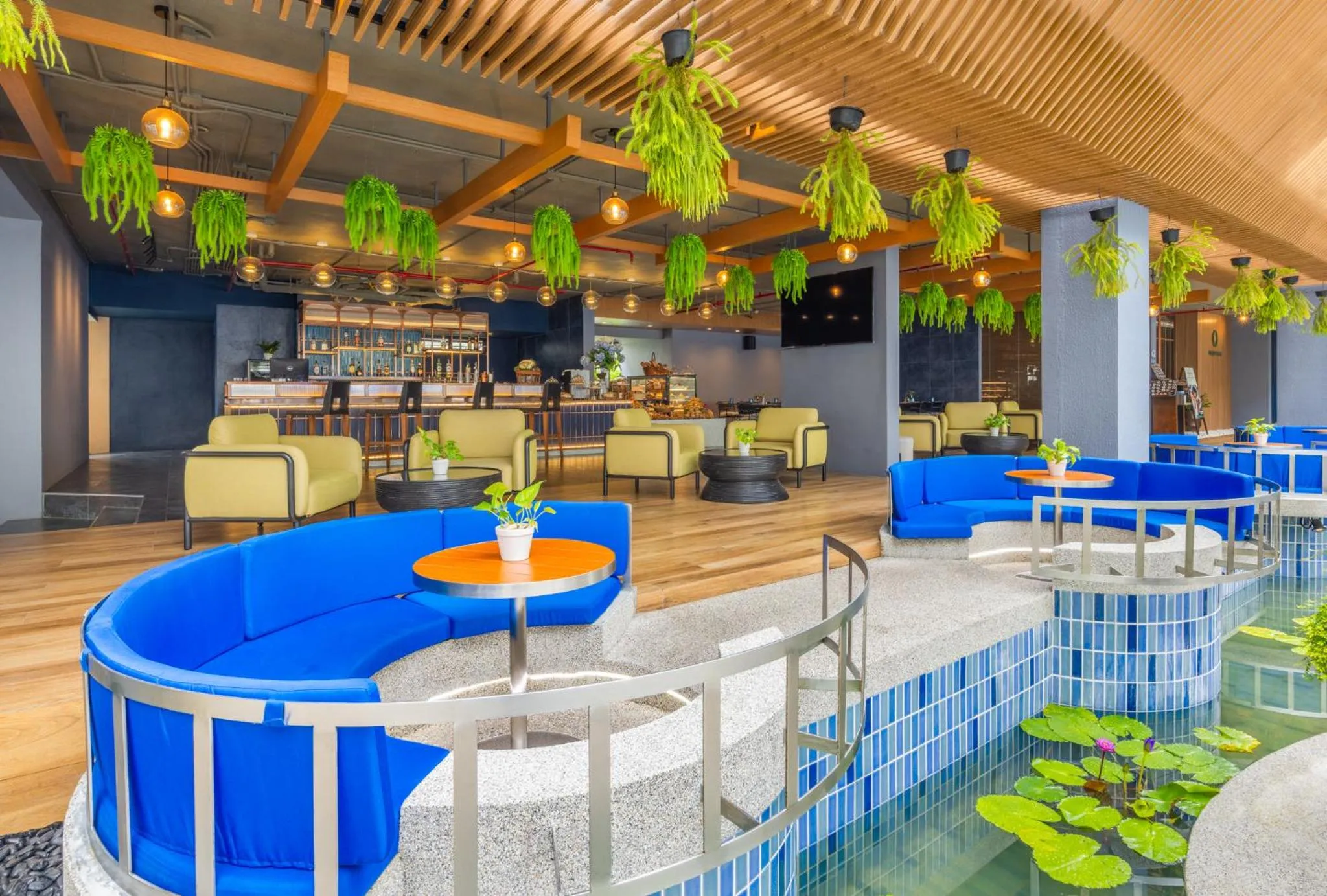 Restaurant/places to eat in Deevana Plaza Phuket - SHA Extra Plus