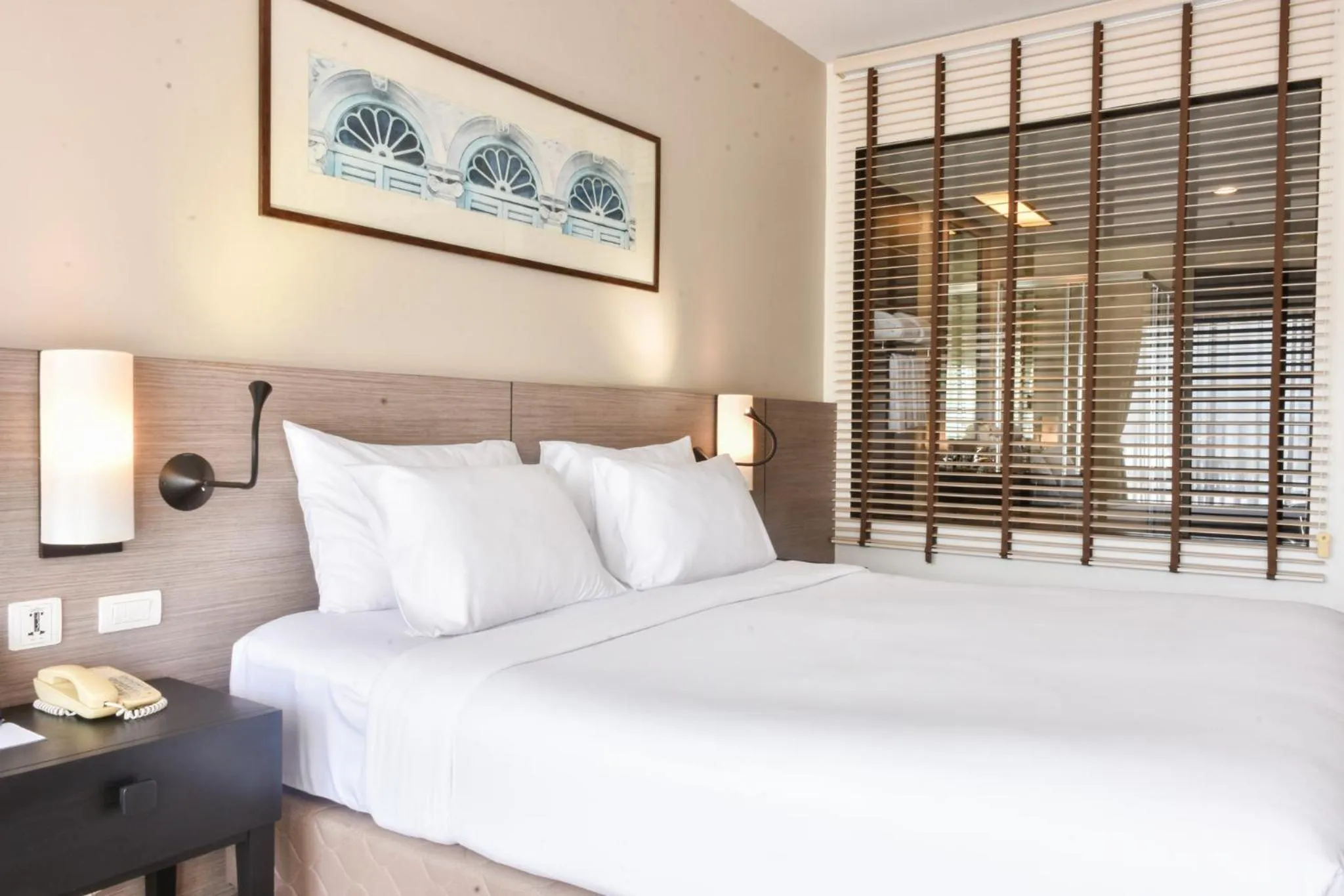 Bed in Deevana Plaza Phuket - SHA Extra Plus