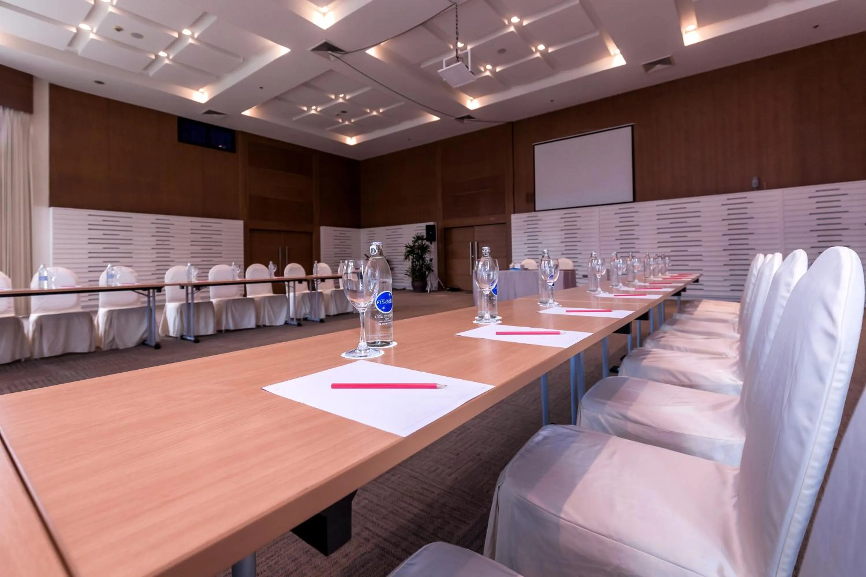 Business facilities in Deevana Plaza Phuket - SHA Extra Plus