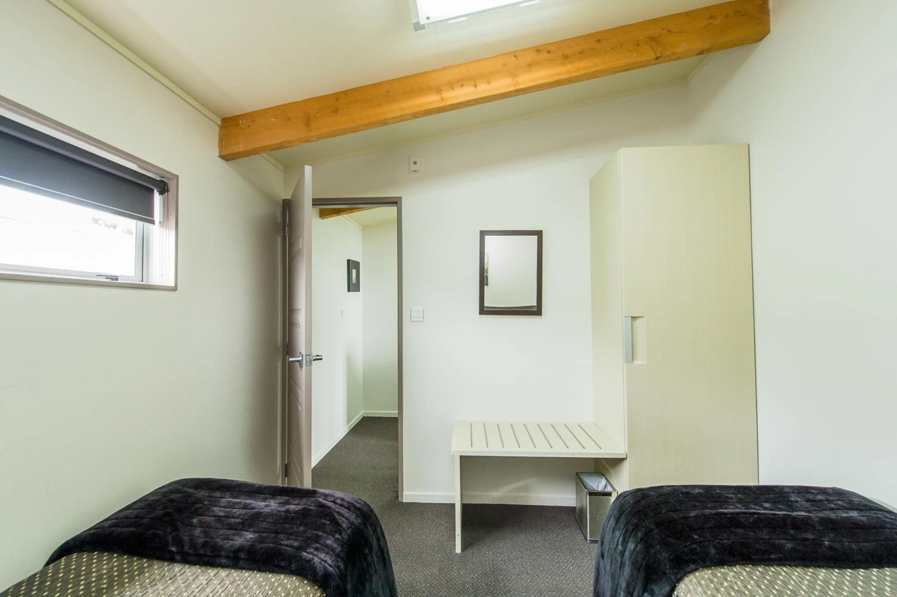 Bed in 151 On London Motel & Conference Centre