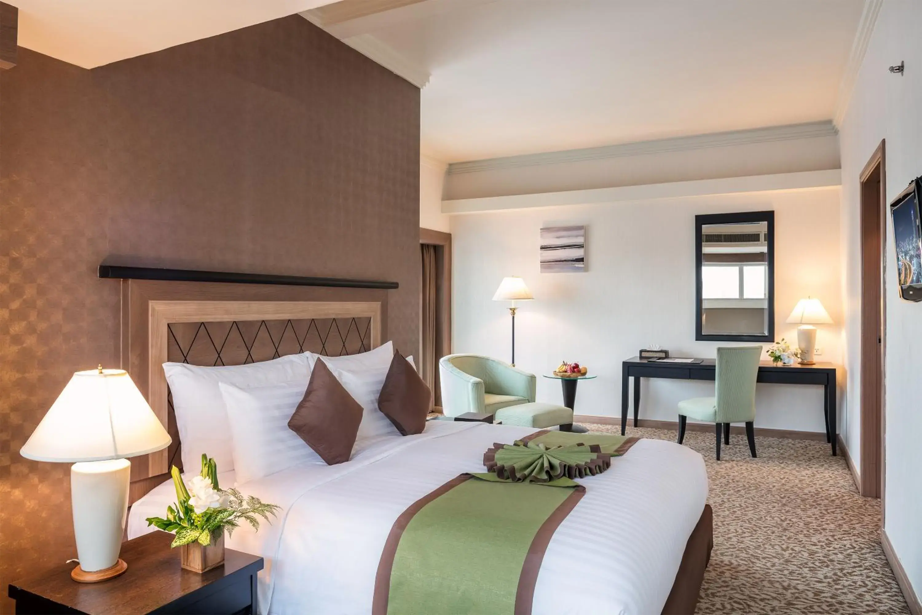 Superior Suite Standard Zone - single occupancy in Baiyoke Sky Hotel Superior Suite Standard Zone - single occupancy in Baiyoke Sky Hotel